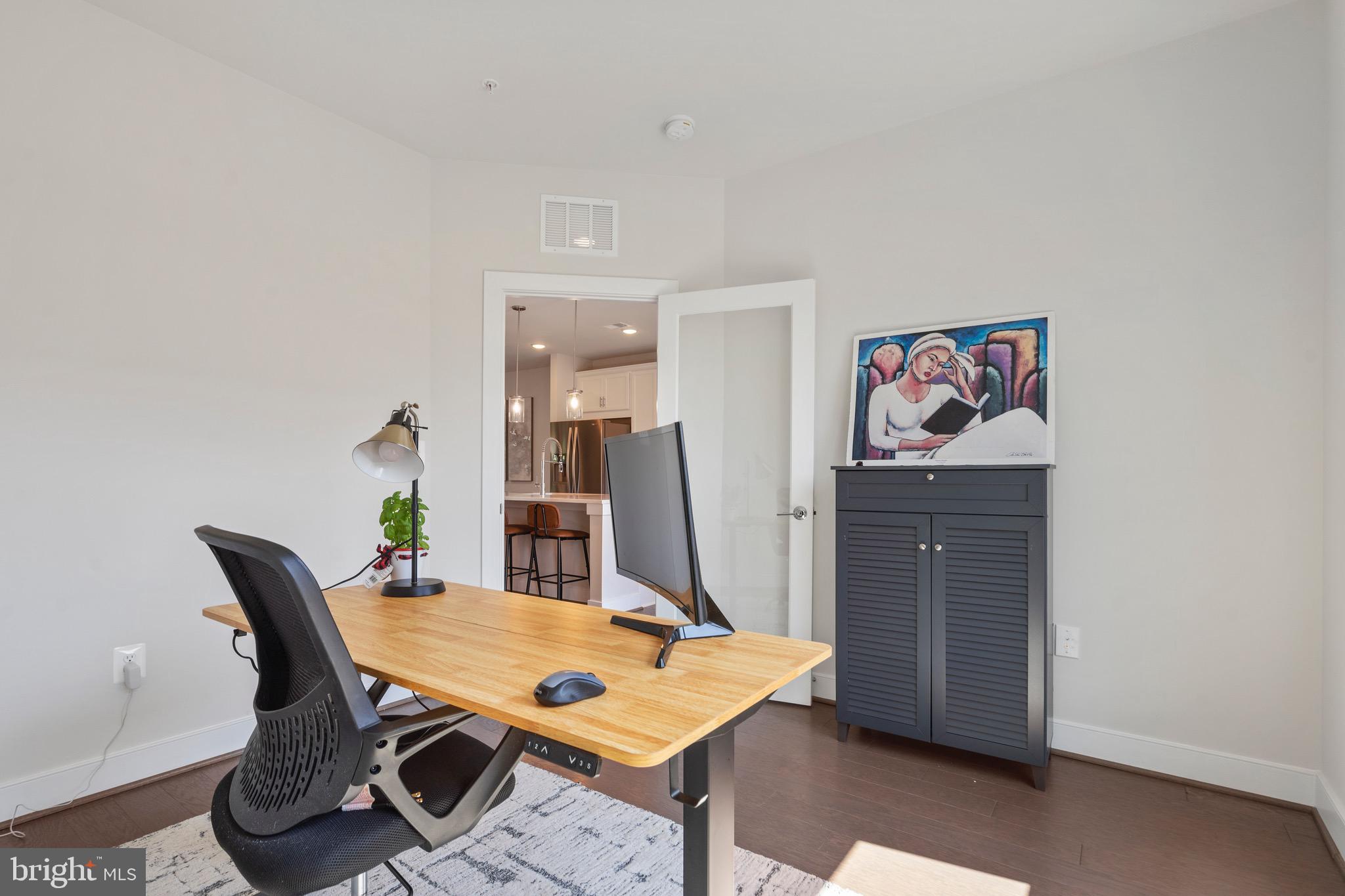 CROWN - Residential