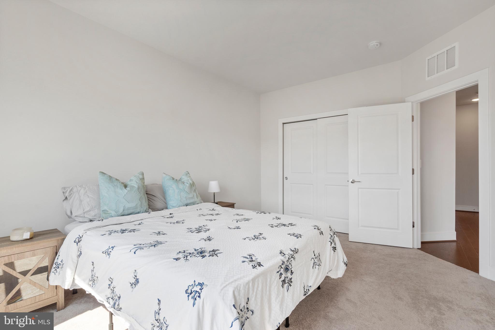 CROWN - Residential