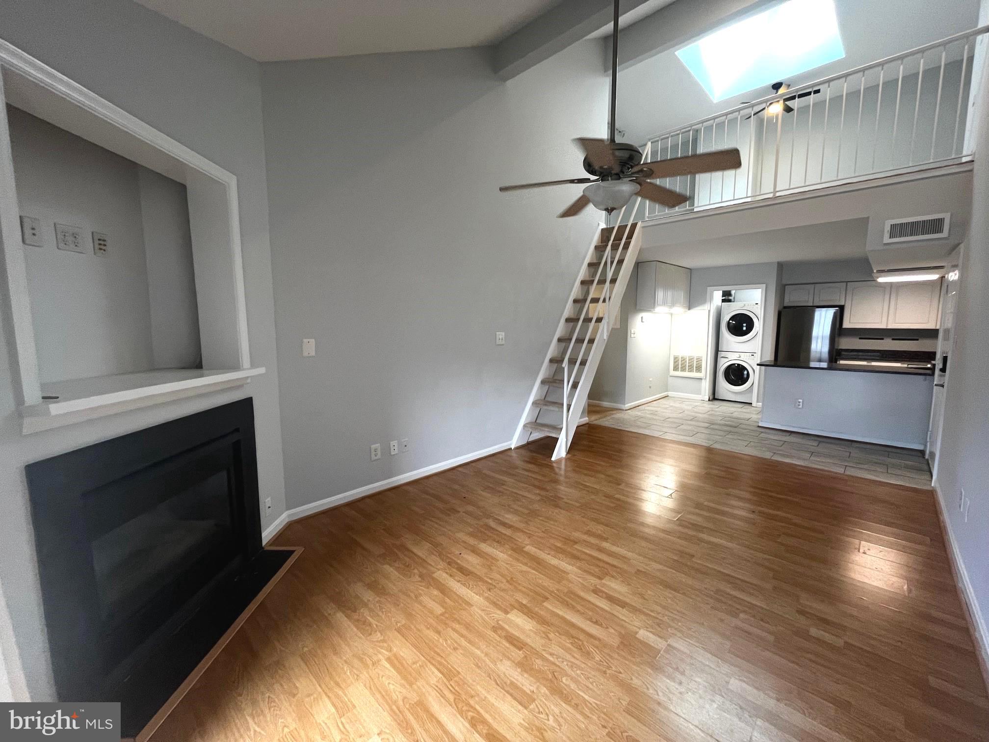 SARATOGA SPRINGS - Residential Lease