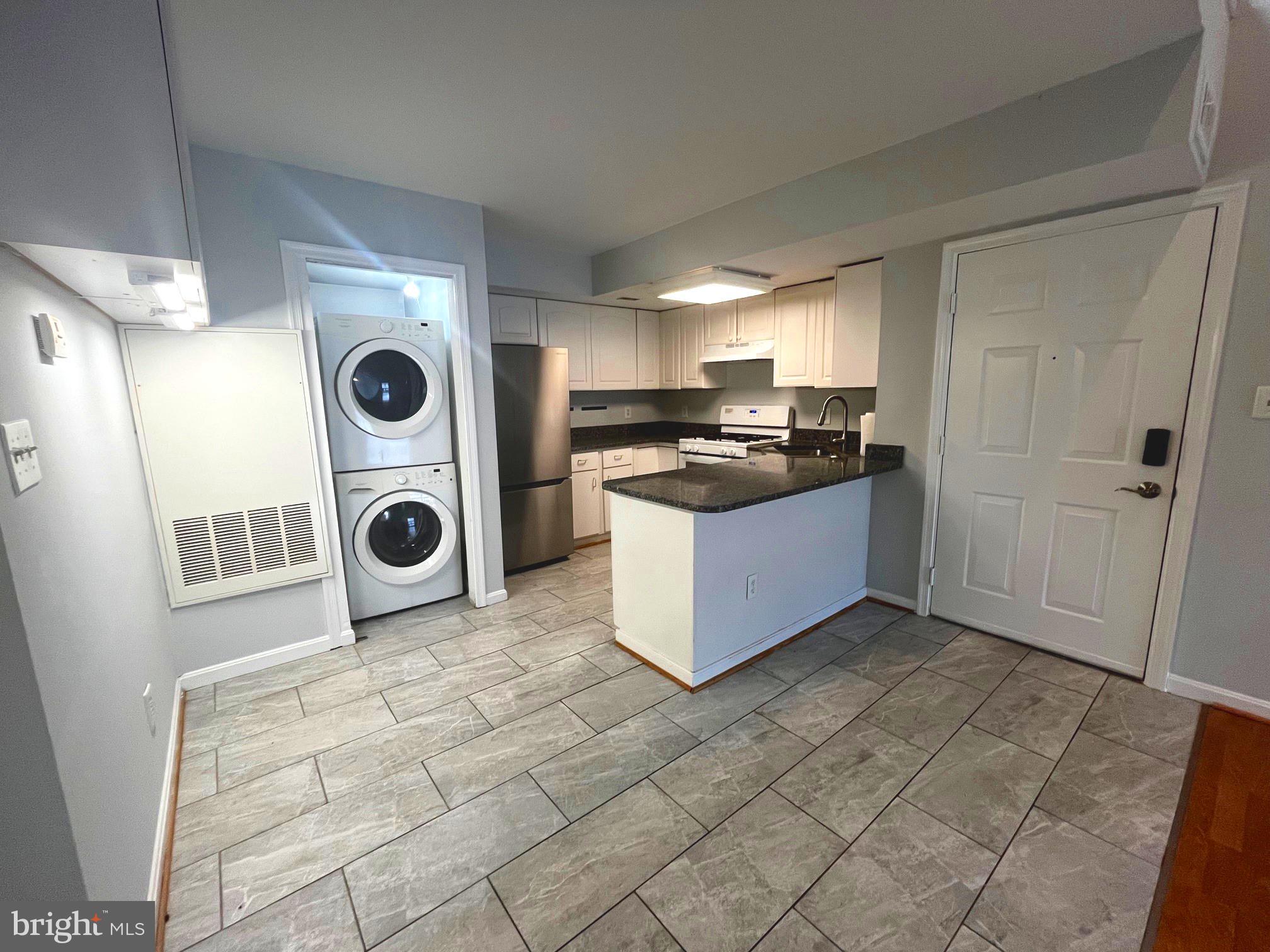 SARATOGA SPRINGS - Residential Lease
