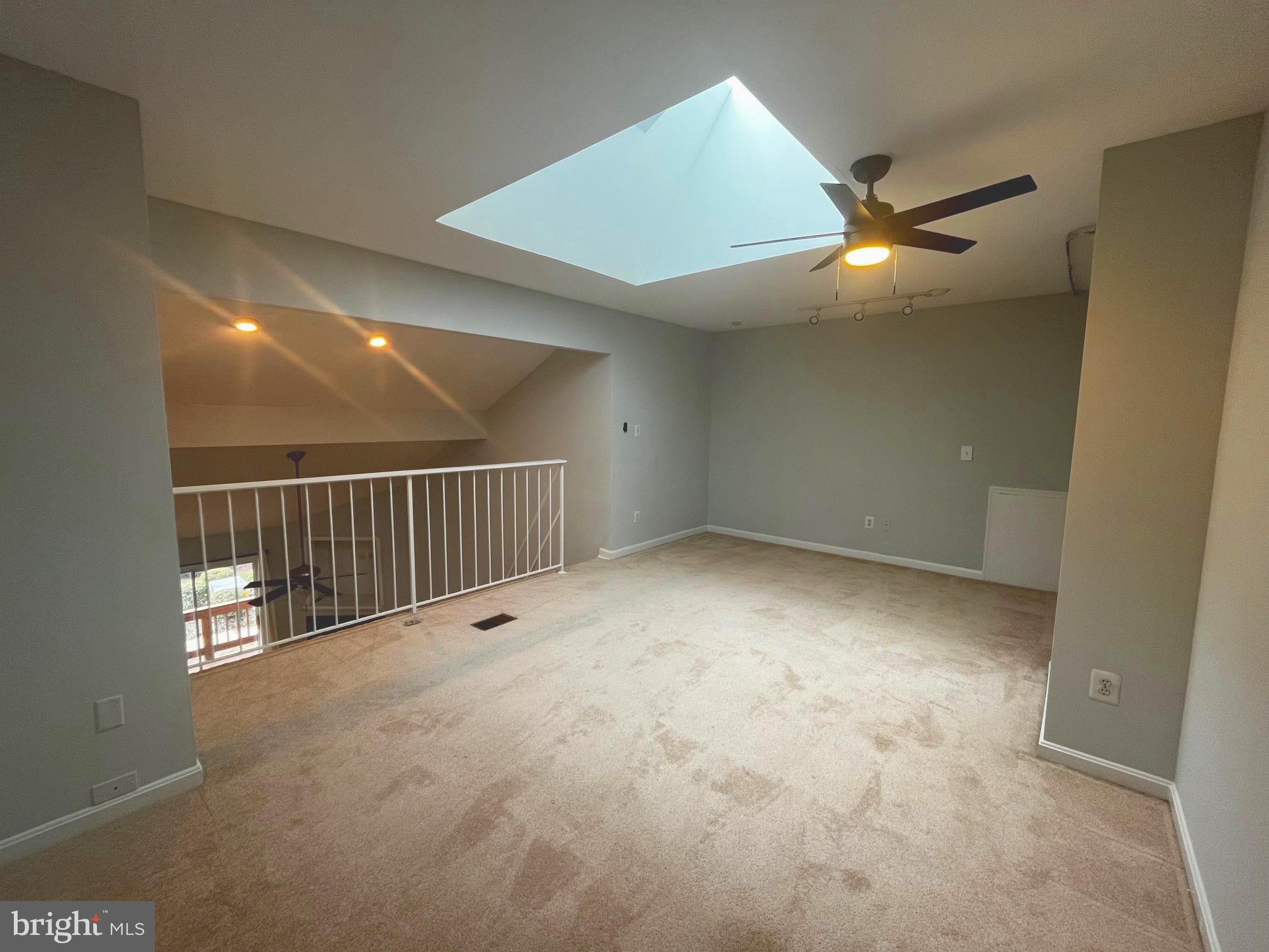 SARATOGA SPRINGS - Residential Lease