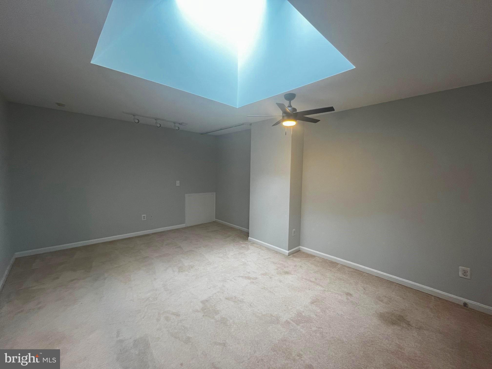 SARATOGA SPRINGS - Residential Lease