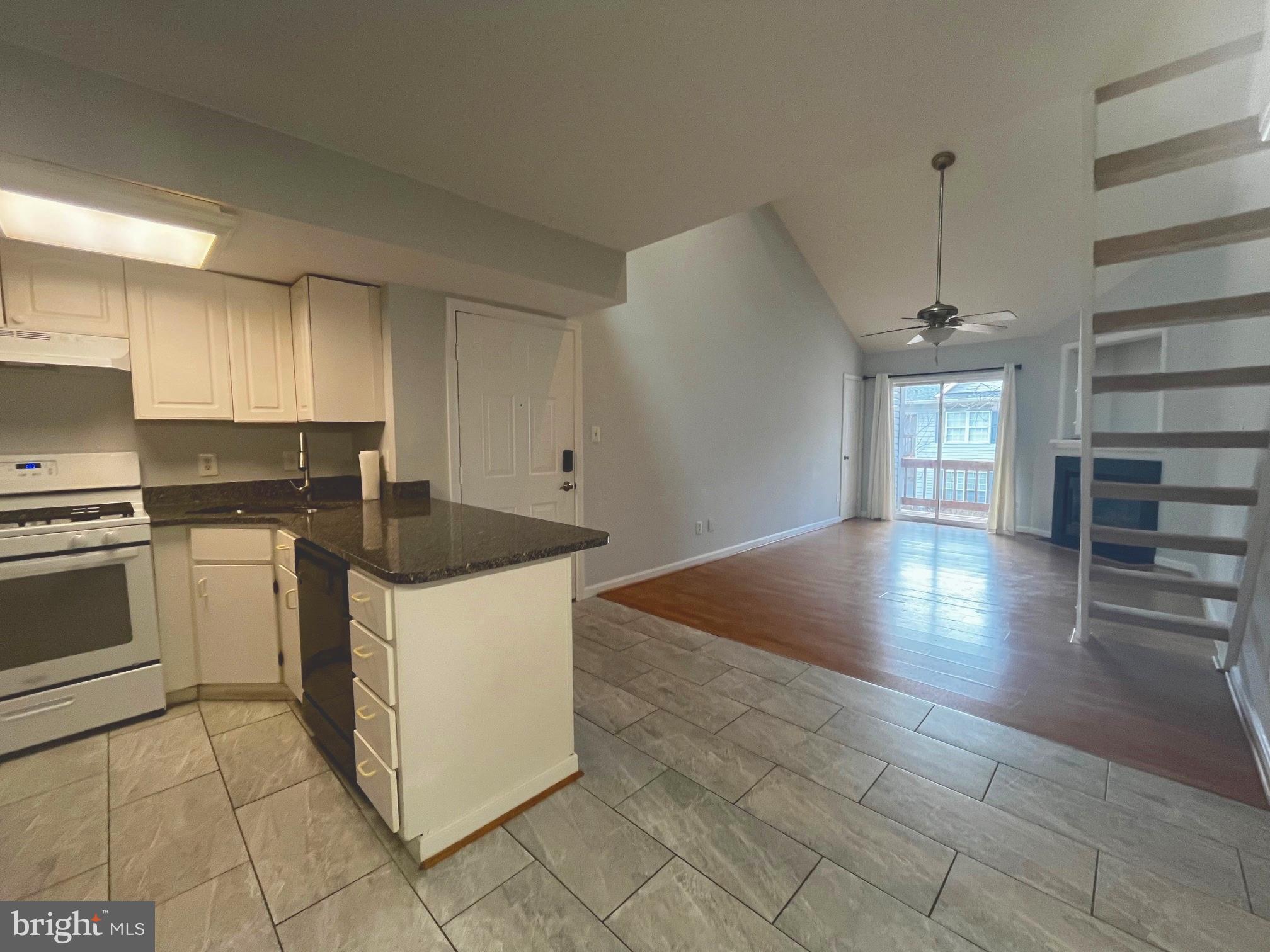 SARATOGA SPRINGS - Residential Lease