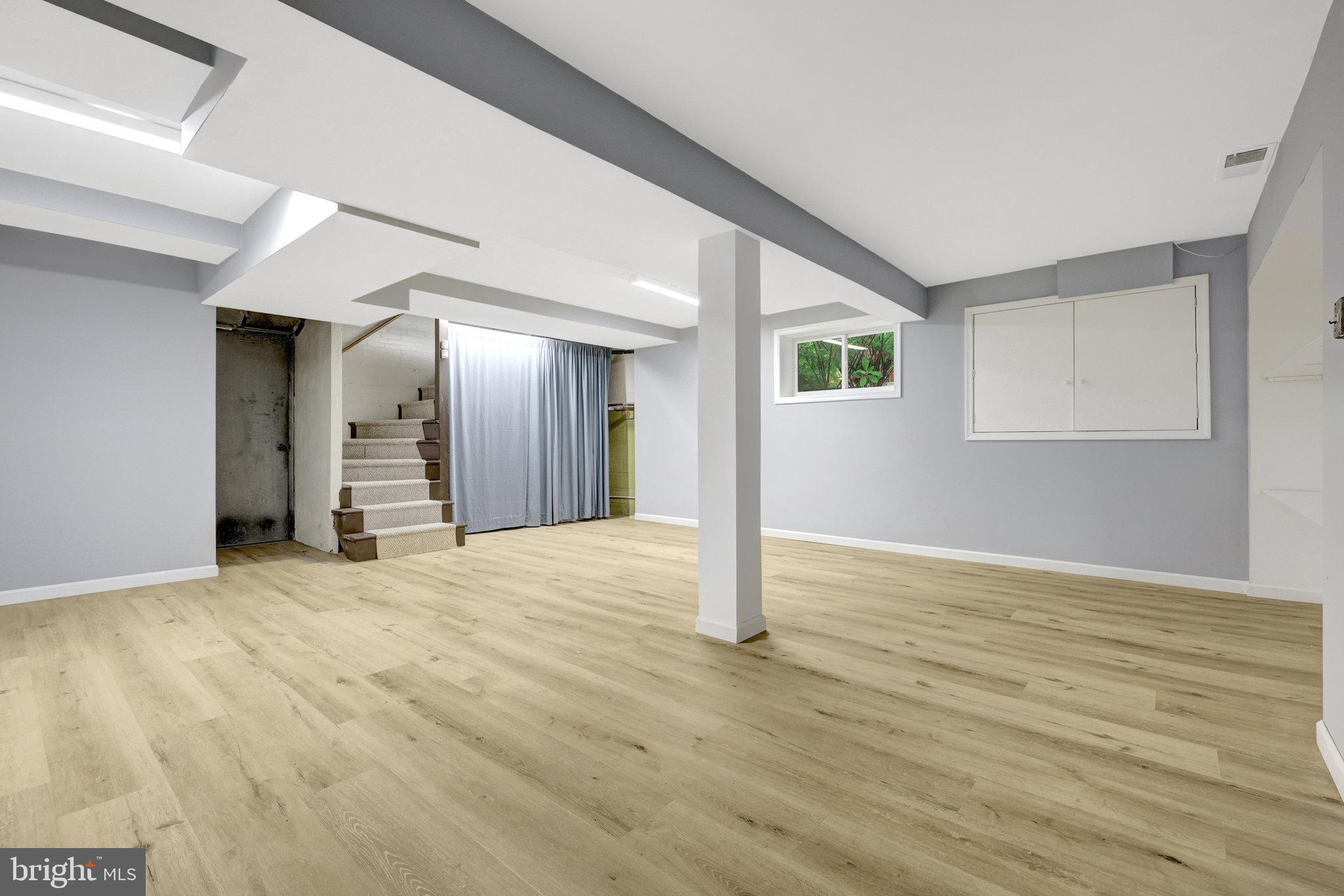 MANTUA - Residential