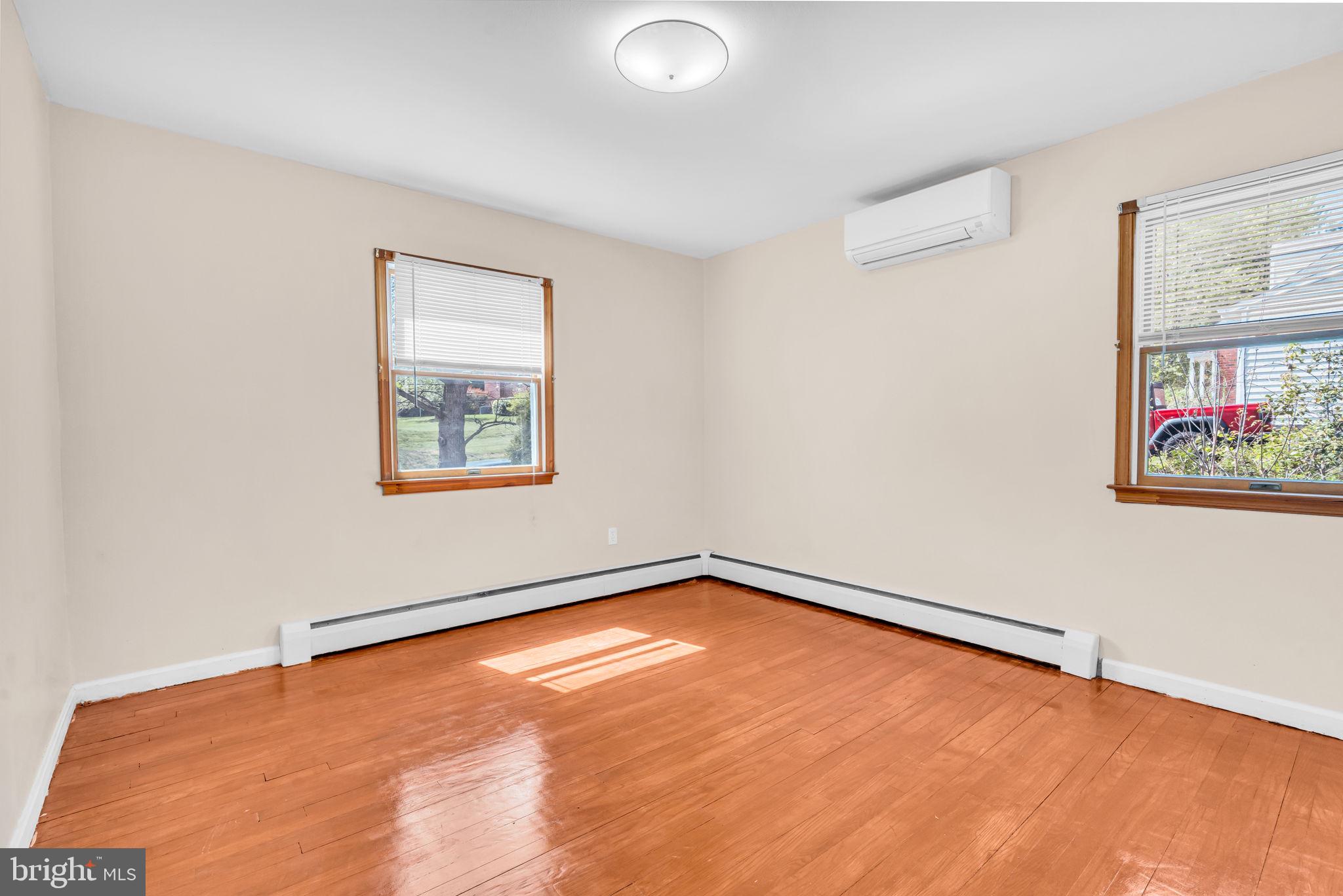 BELTSVILLE - Residential