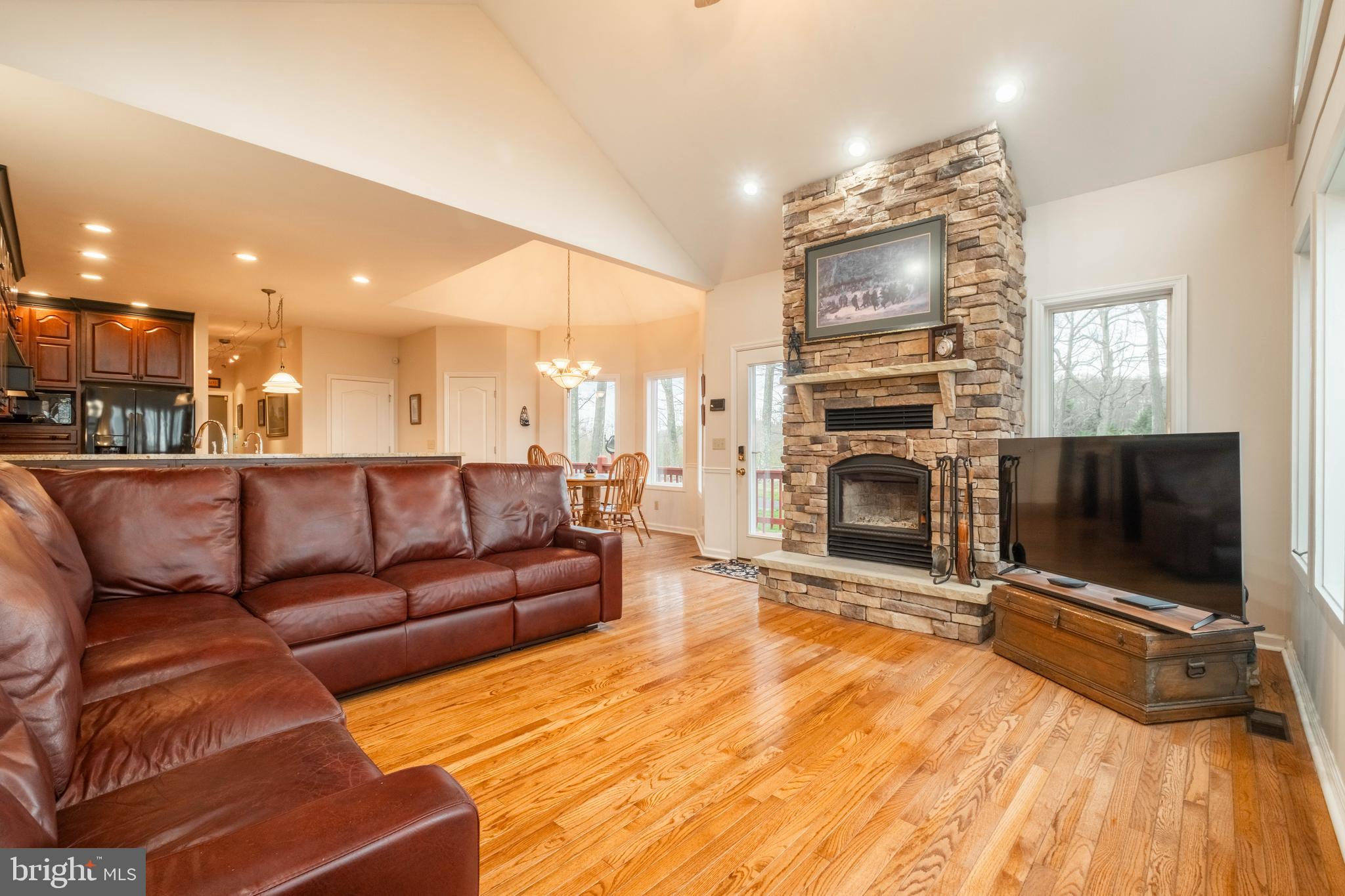 SUNSET RIDGE - Residential