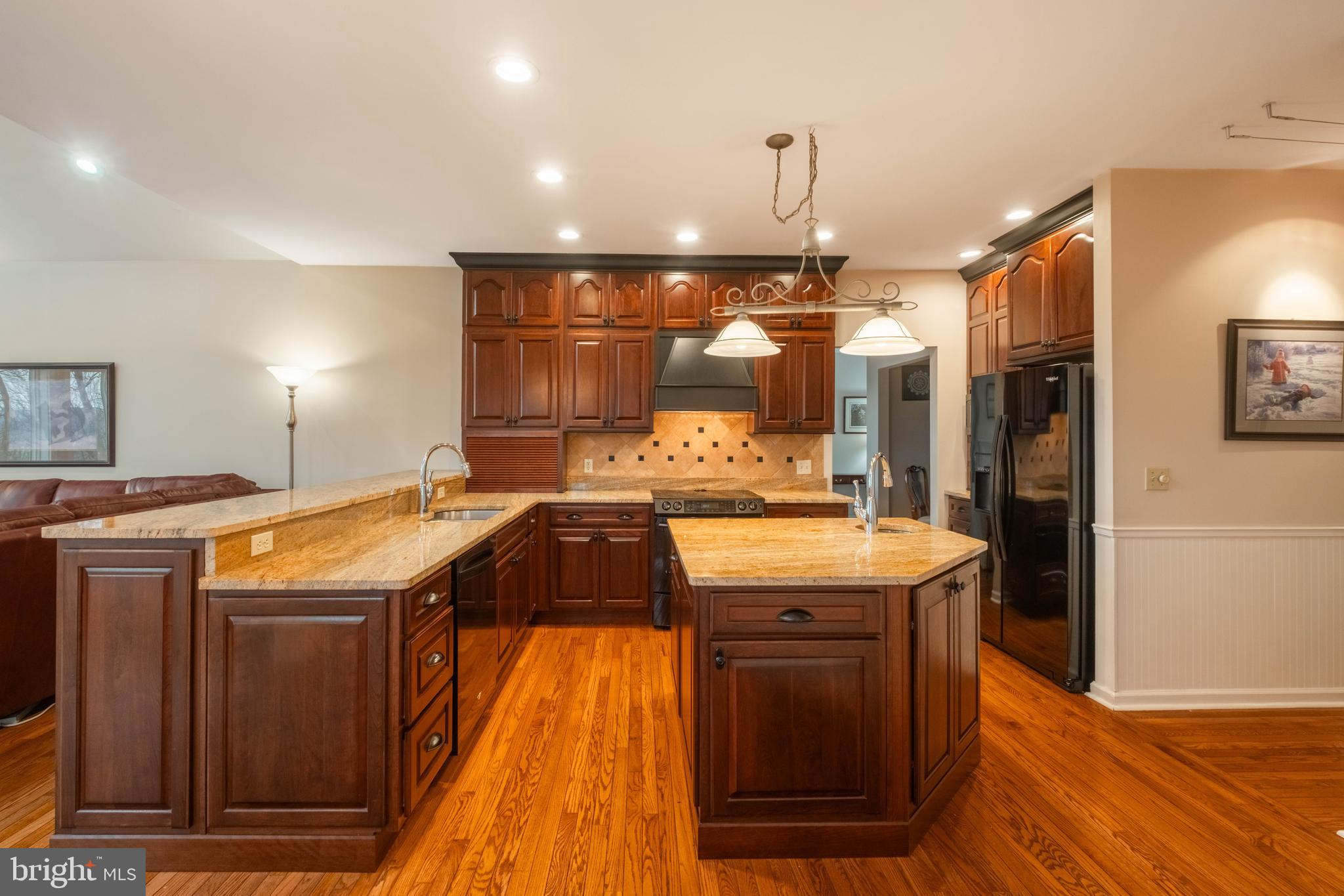 SUNSET RIDGE - Residential