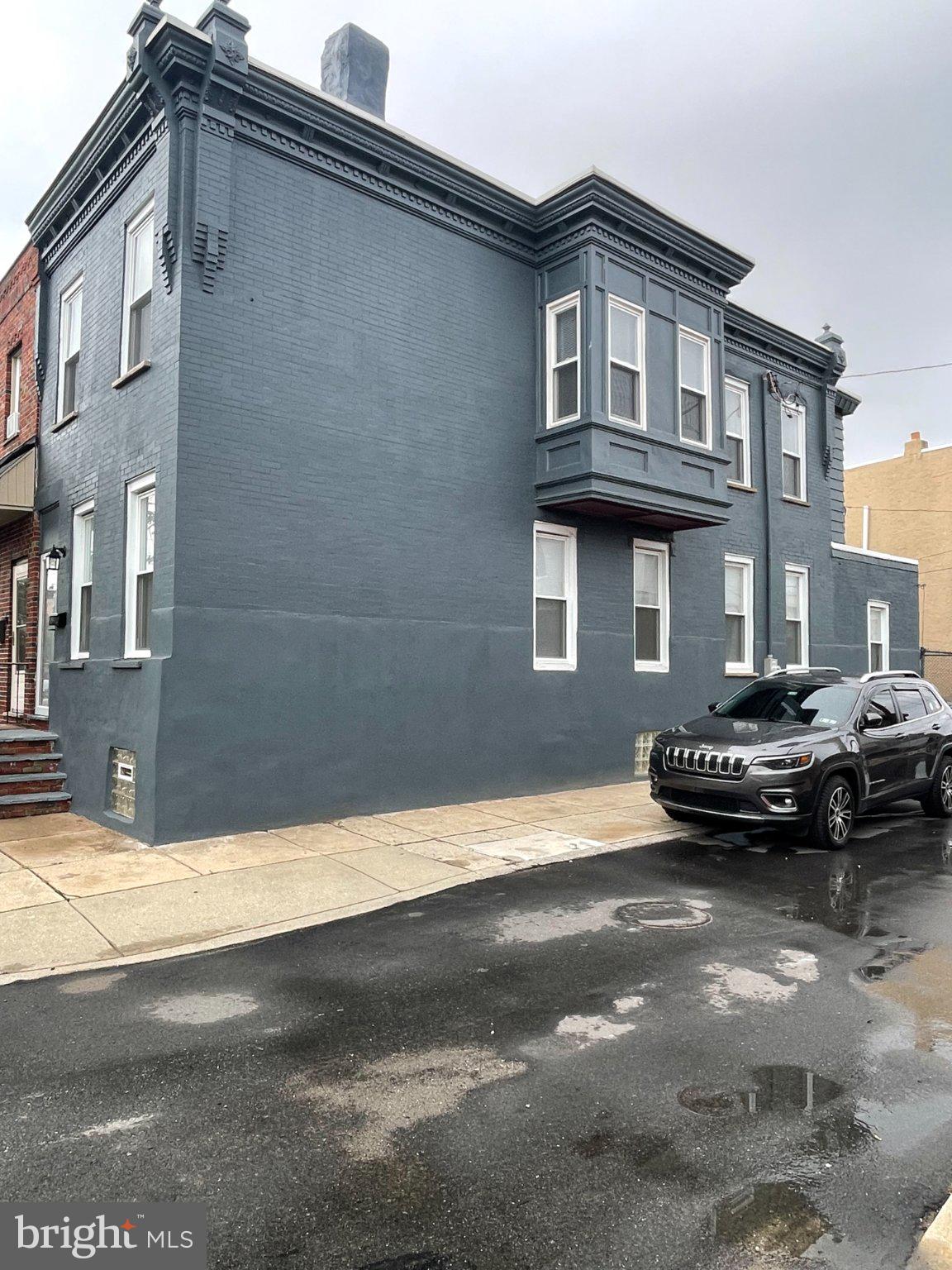 PORT RICHMOND - Residential