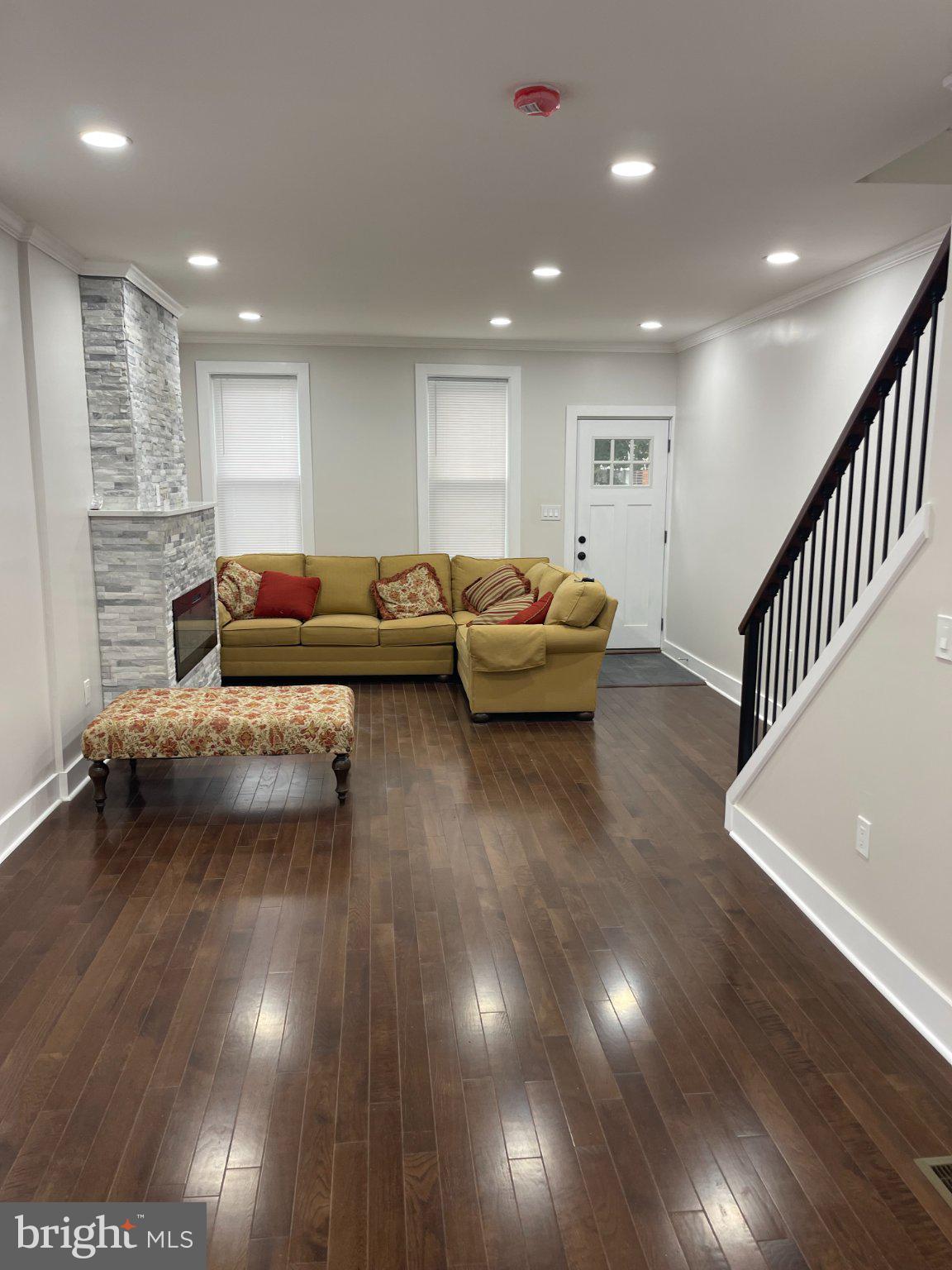 PORT RICHMOND - Residential