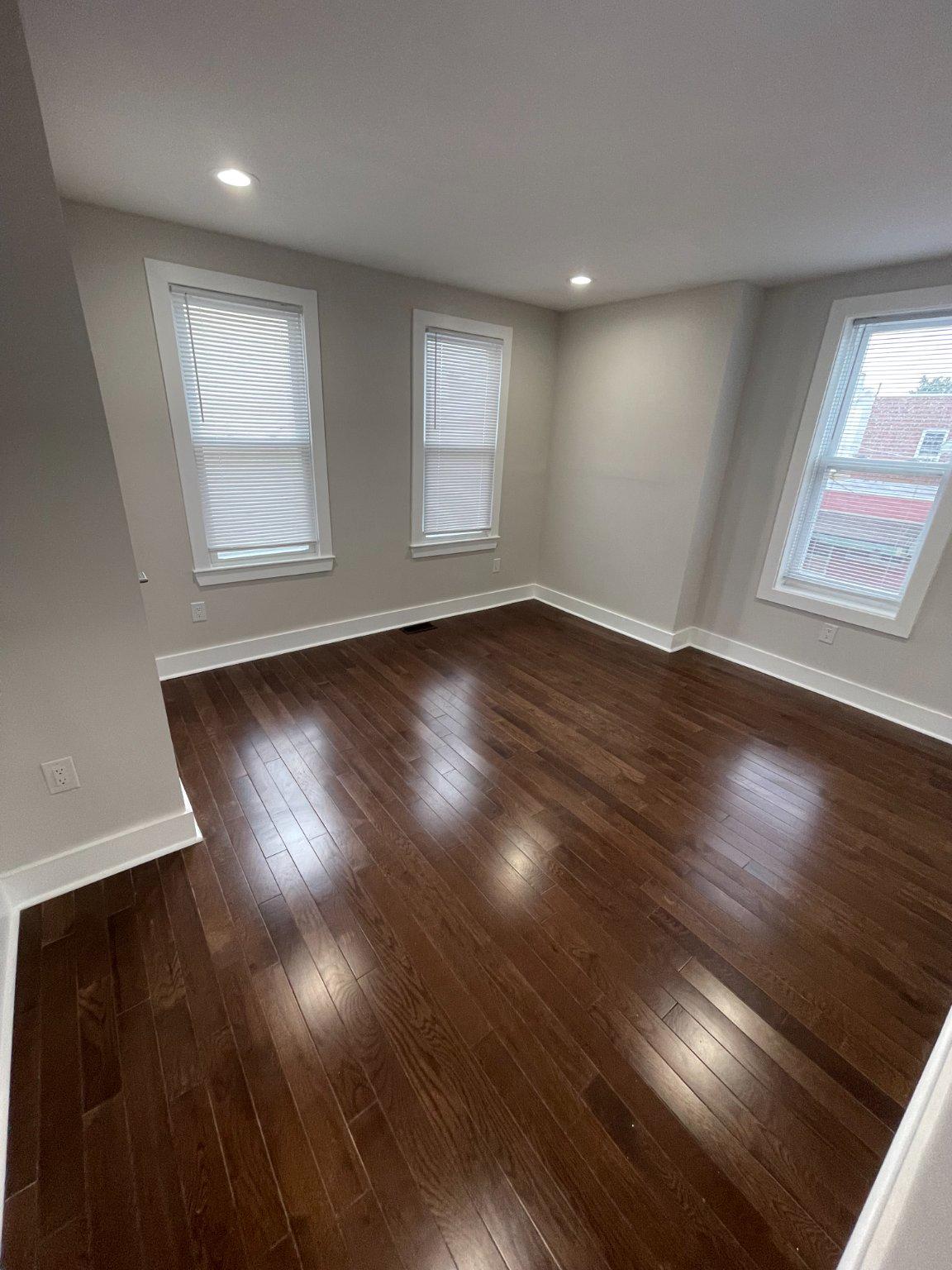 PORT RICHMOND - Residential