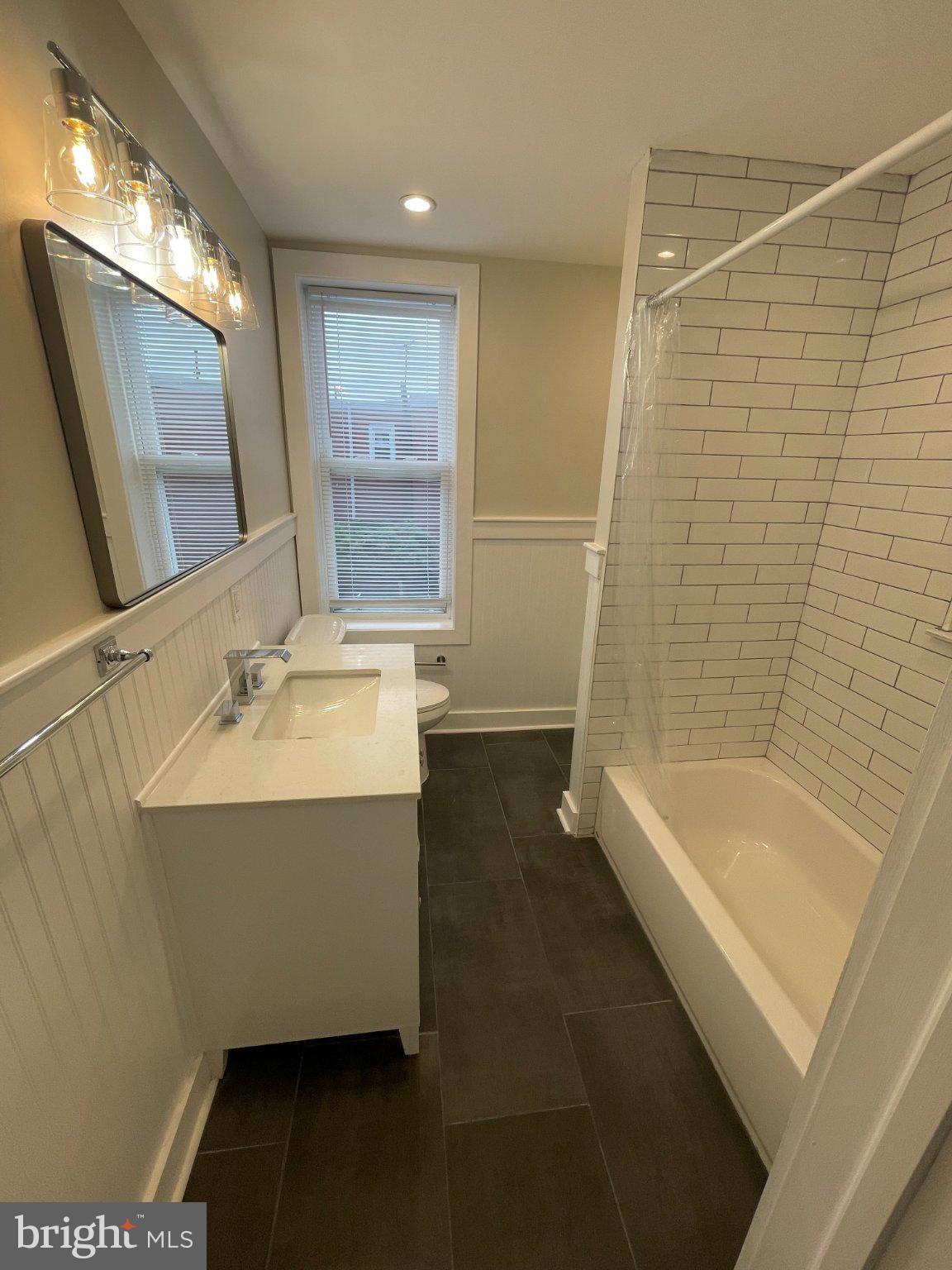 PORT RICHMOND - Residential