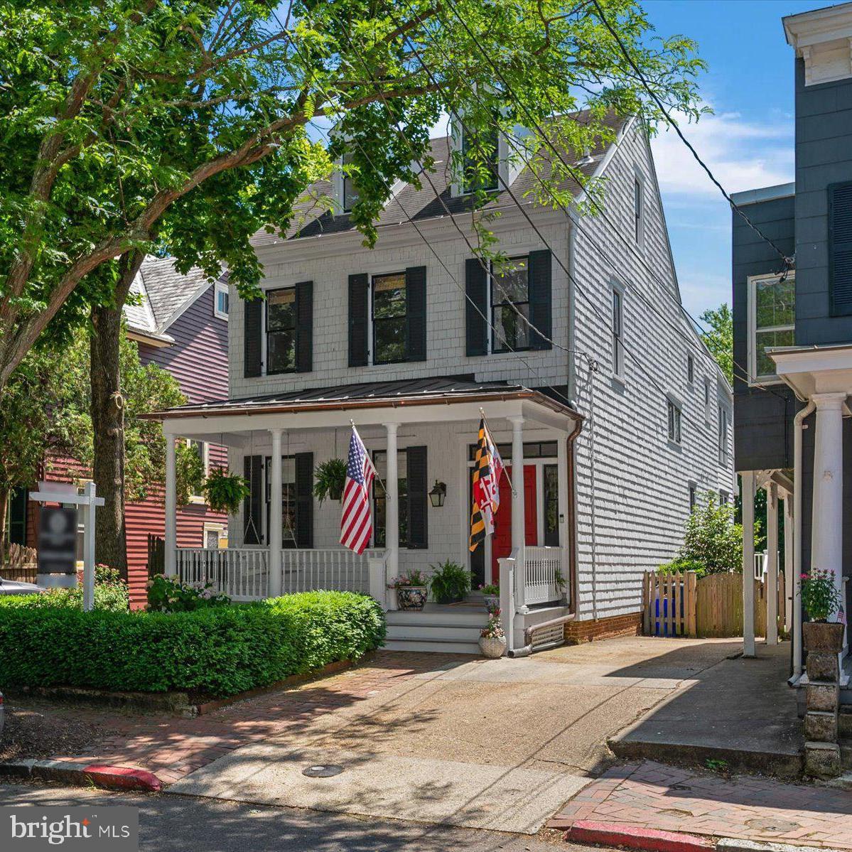 HISTORIC DISTRICT - Residential