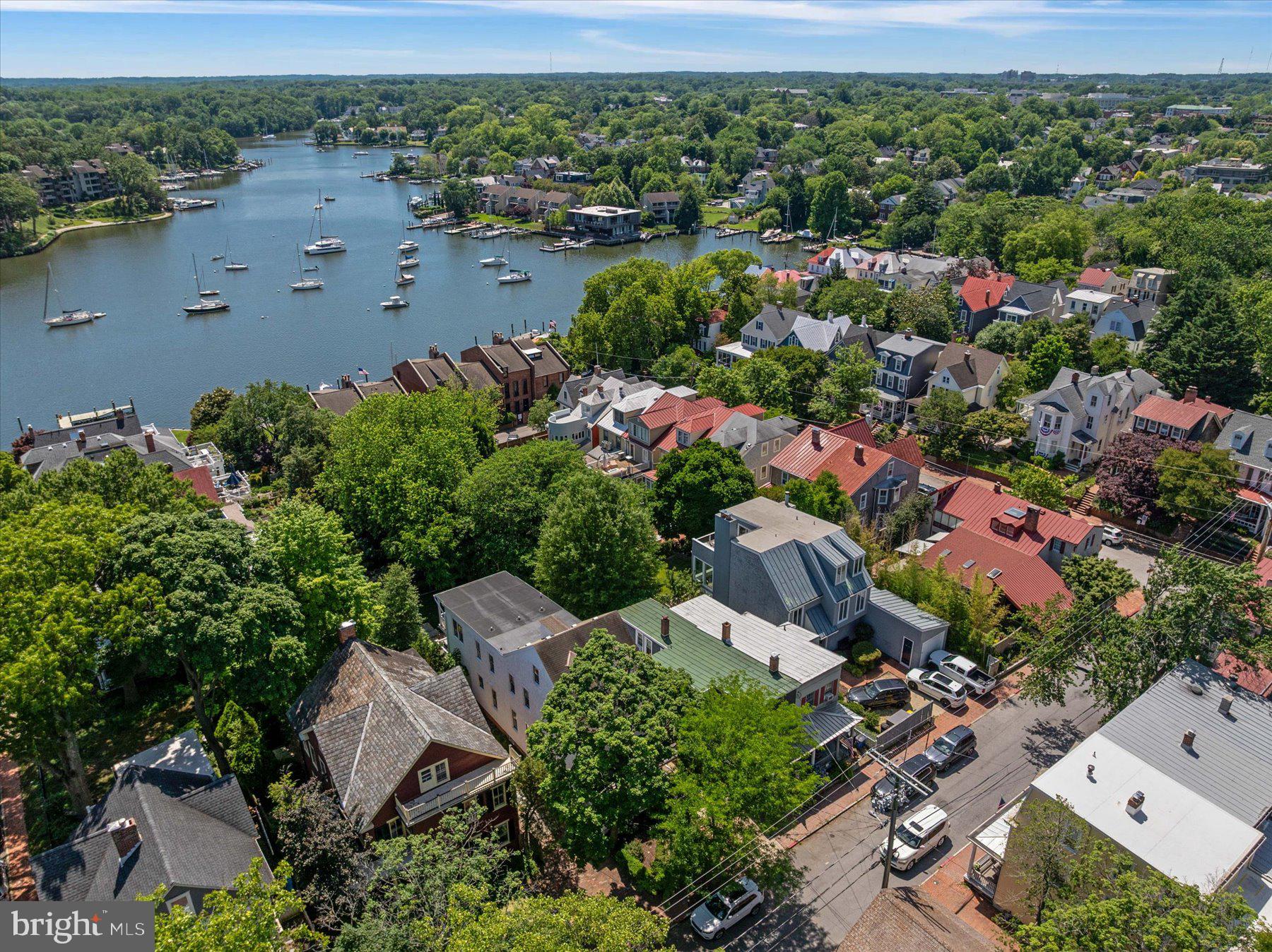 HISTORIC DISTRICT - Residential