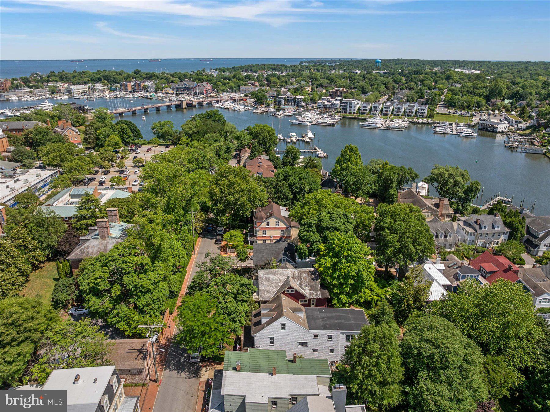 HISTORIC DISTRICT - Residential