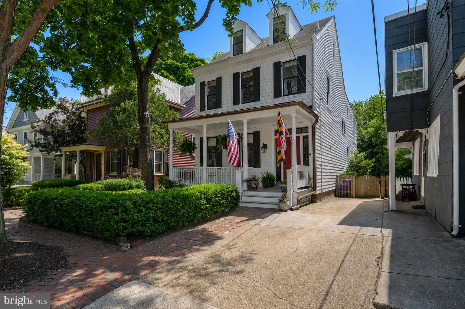 HISTORIC DISTRICT - Residential