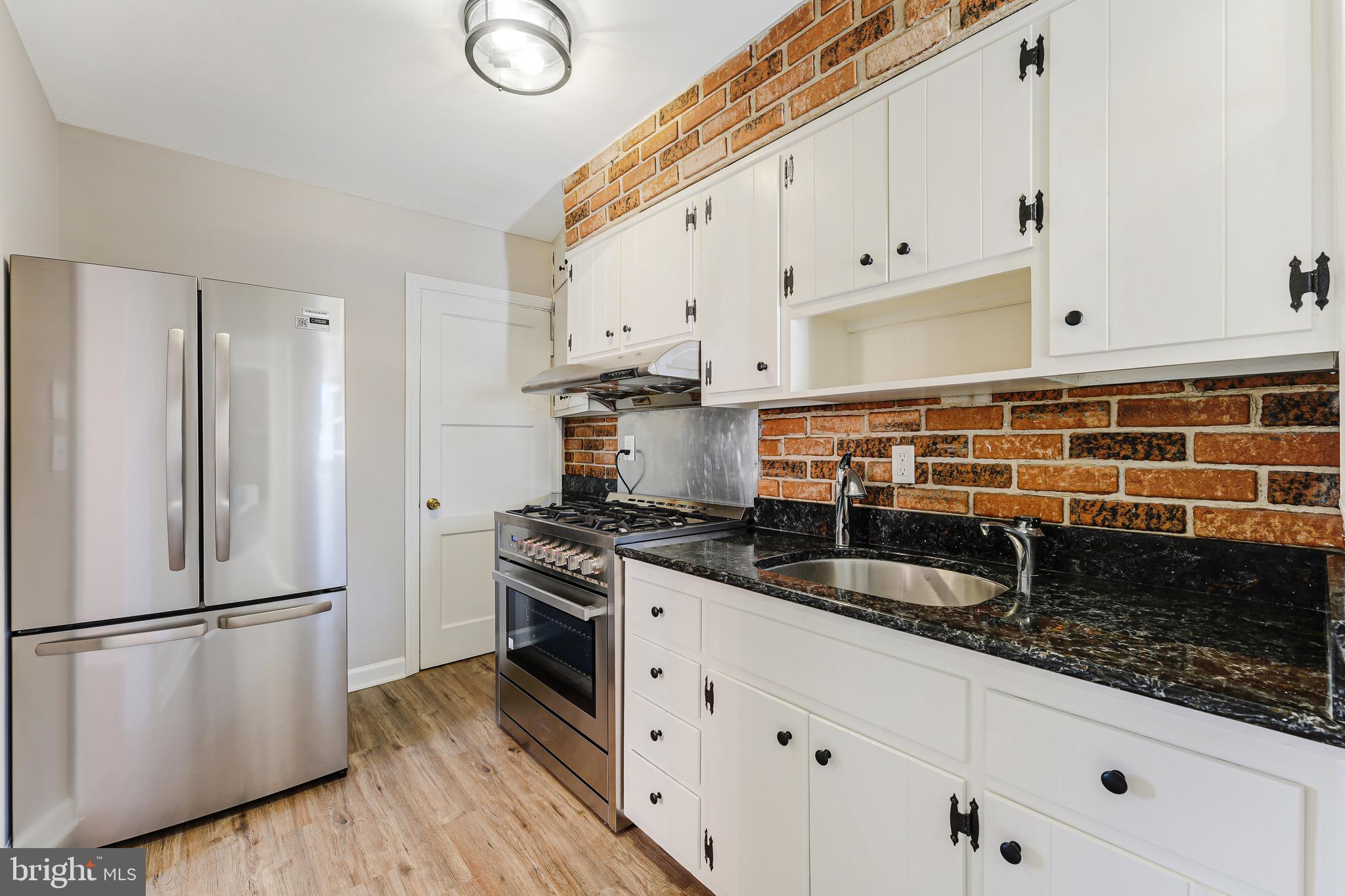 DEL RAY - Residential