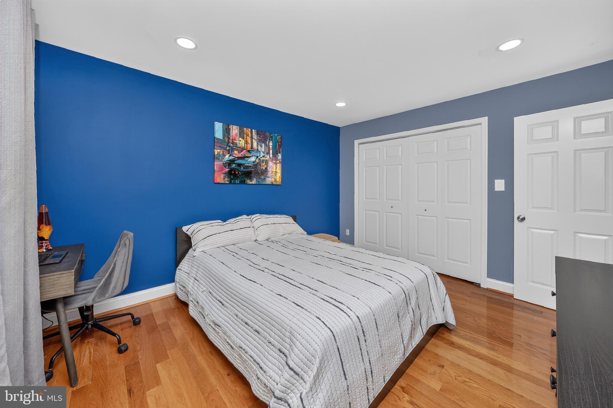 DORSEYS REGARD - Residential