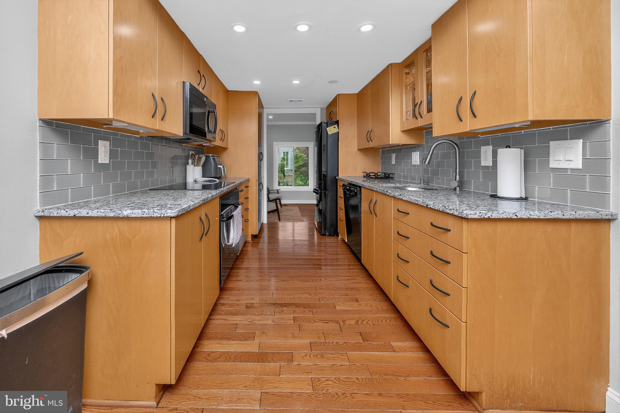 DORSEYS REGARD - Residential