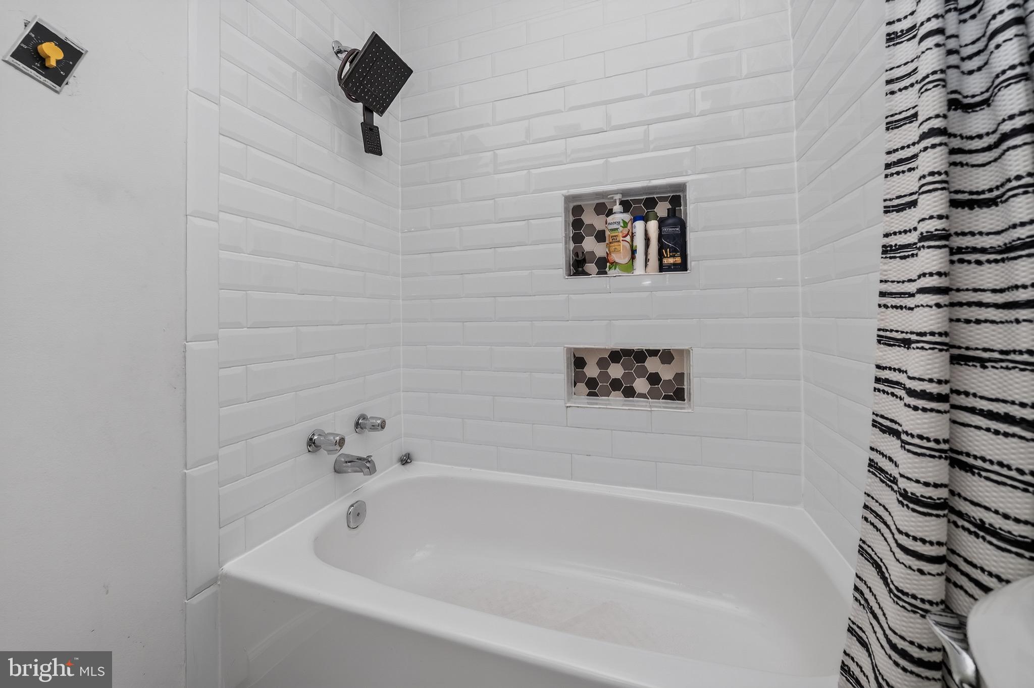 DORSEYS REGARD - Residential