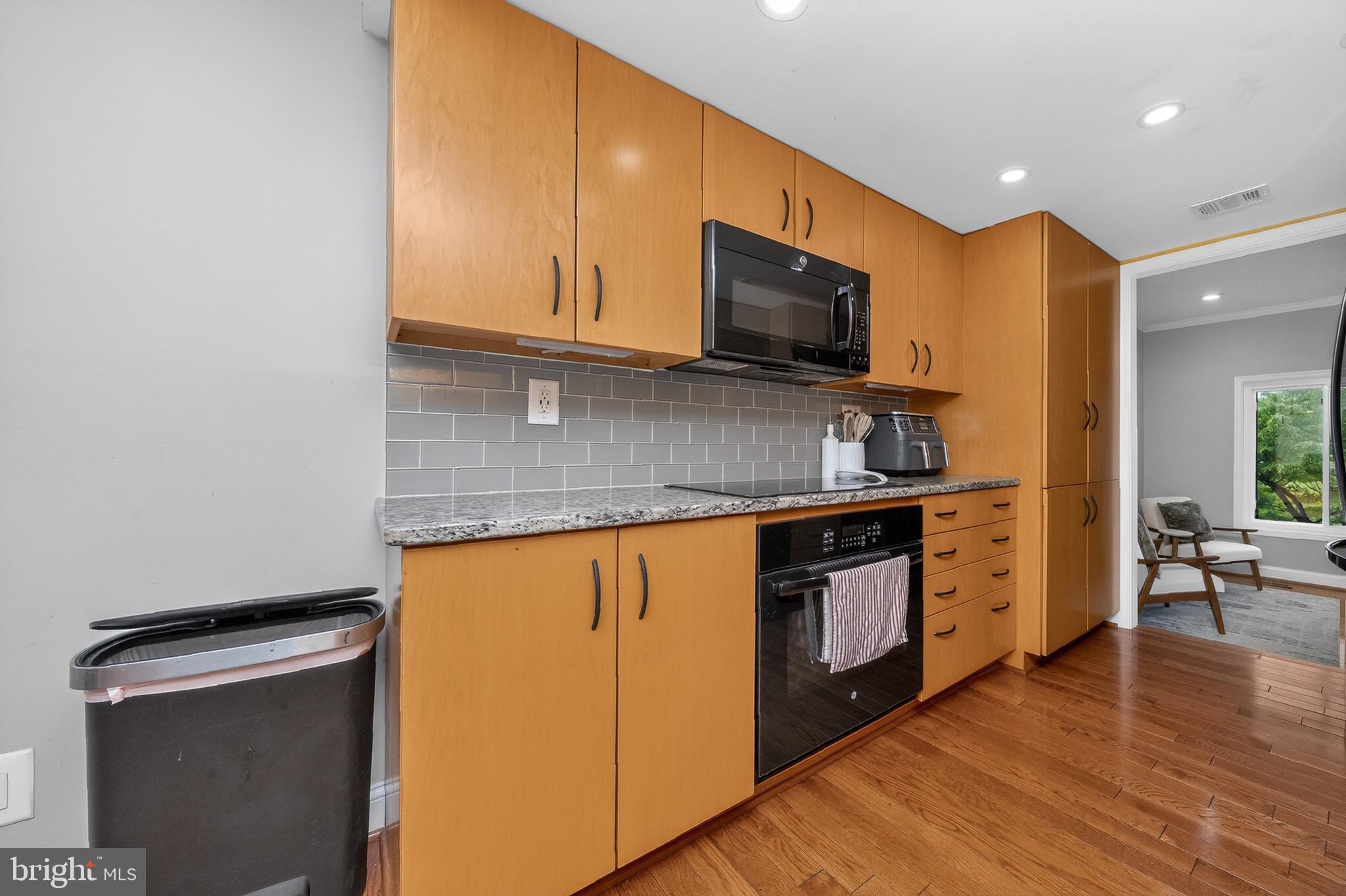 DORSEYS REGARD - Residential