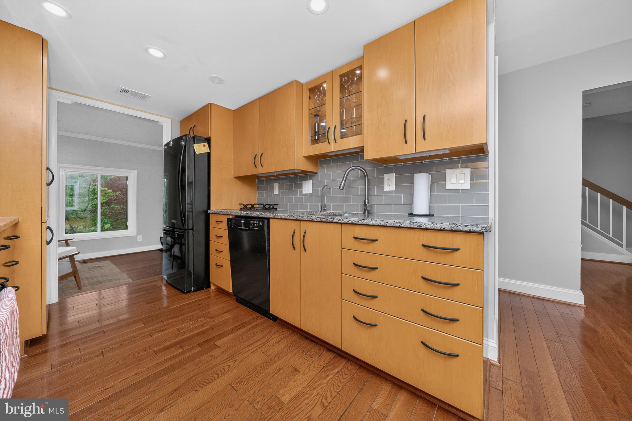 DORSEYS REGARD - Residential