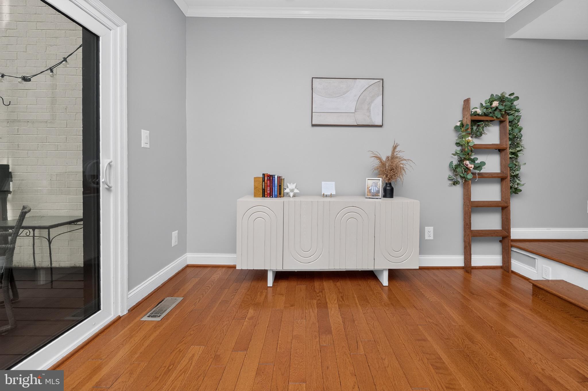 DORSEYS REGARD - Residential
