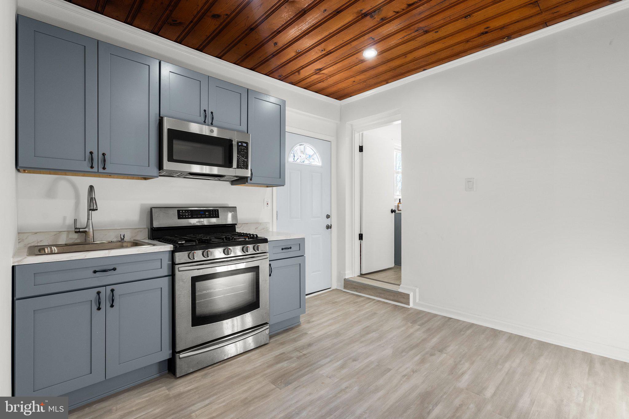 PRINCETON - Residential