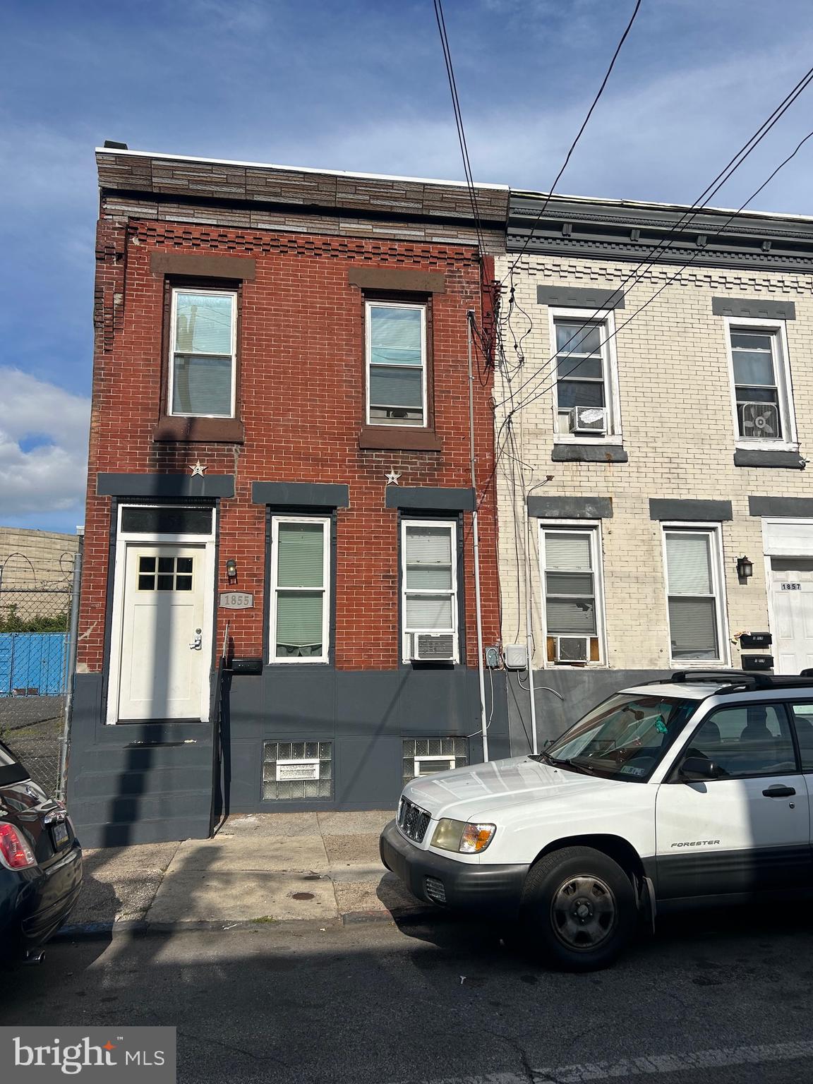KENSINGTON - Residential
