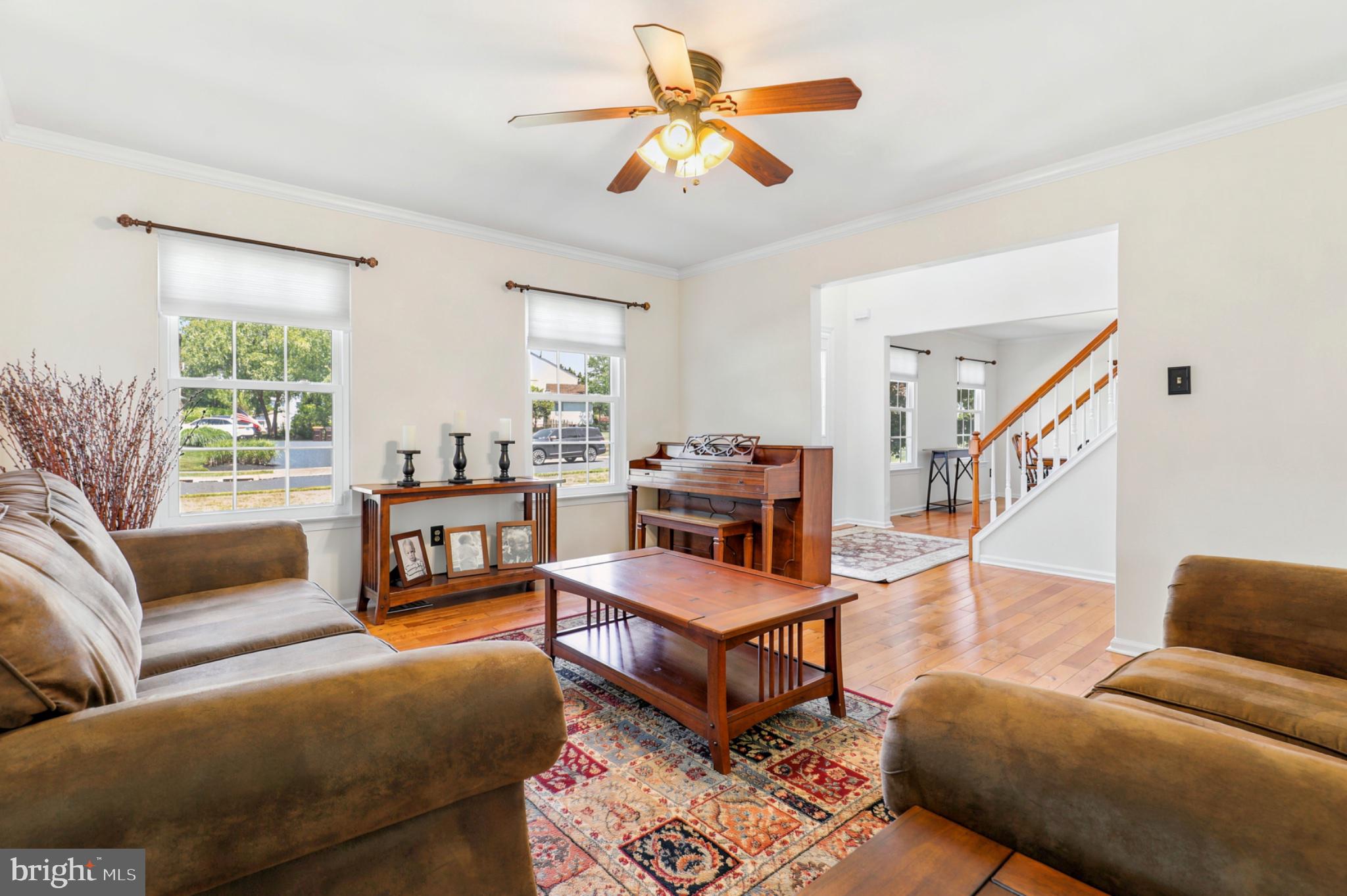 OLDE LANTERN WAY - Residential