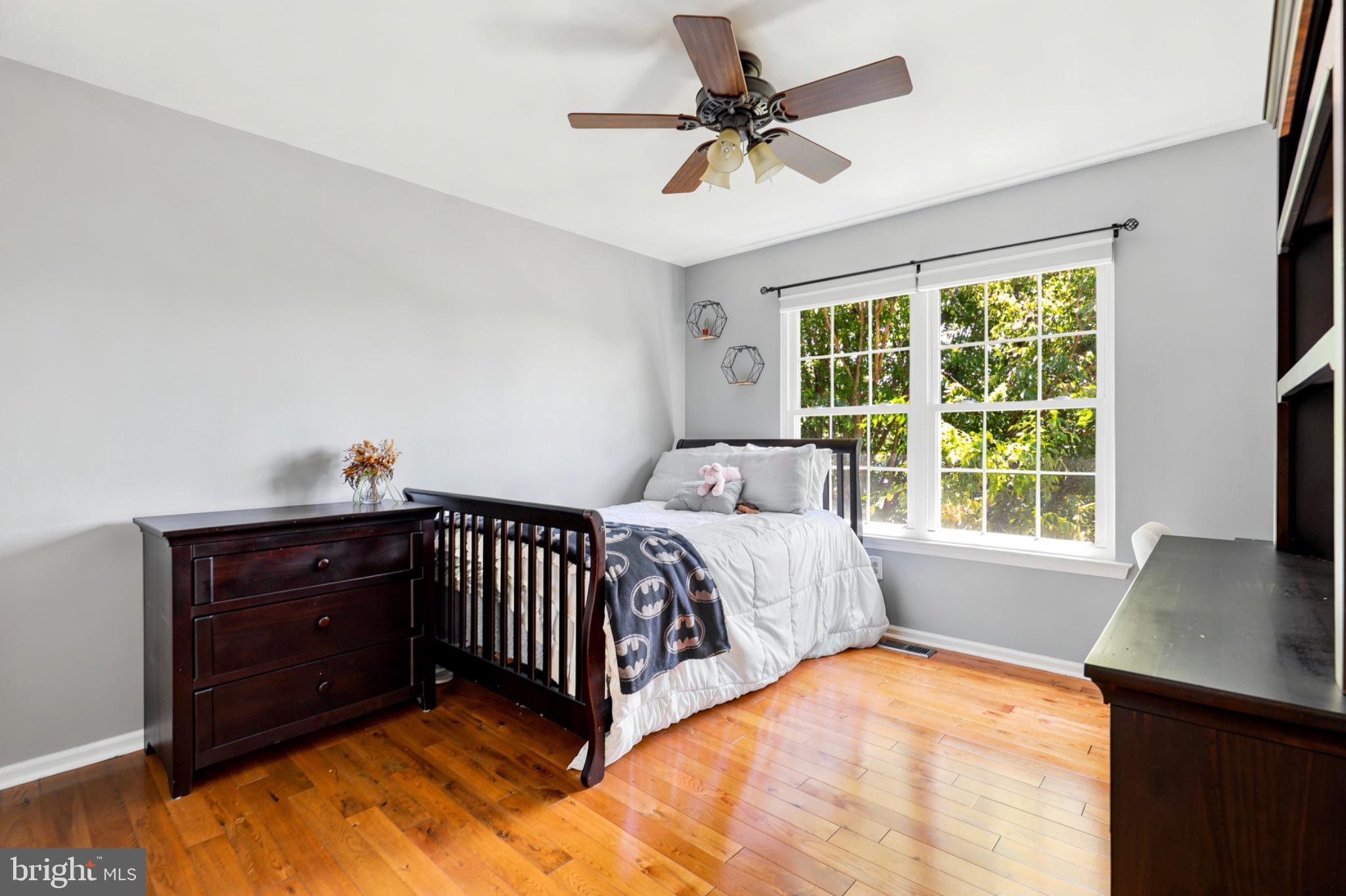 OLDE LANTERN WAY - Residential