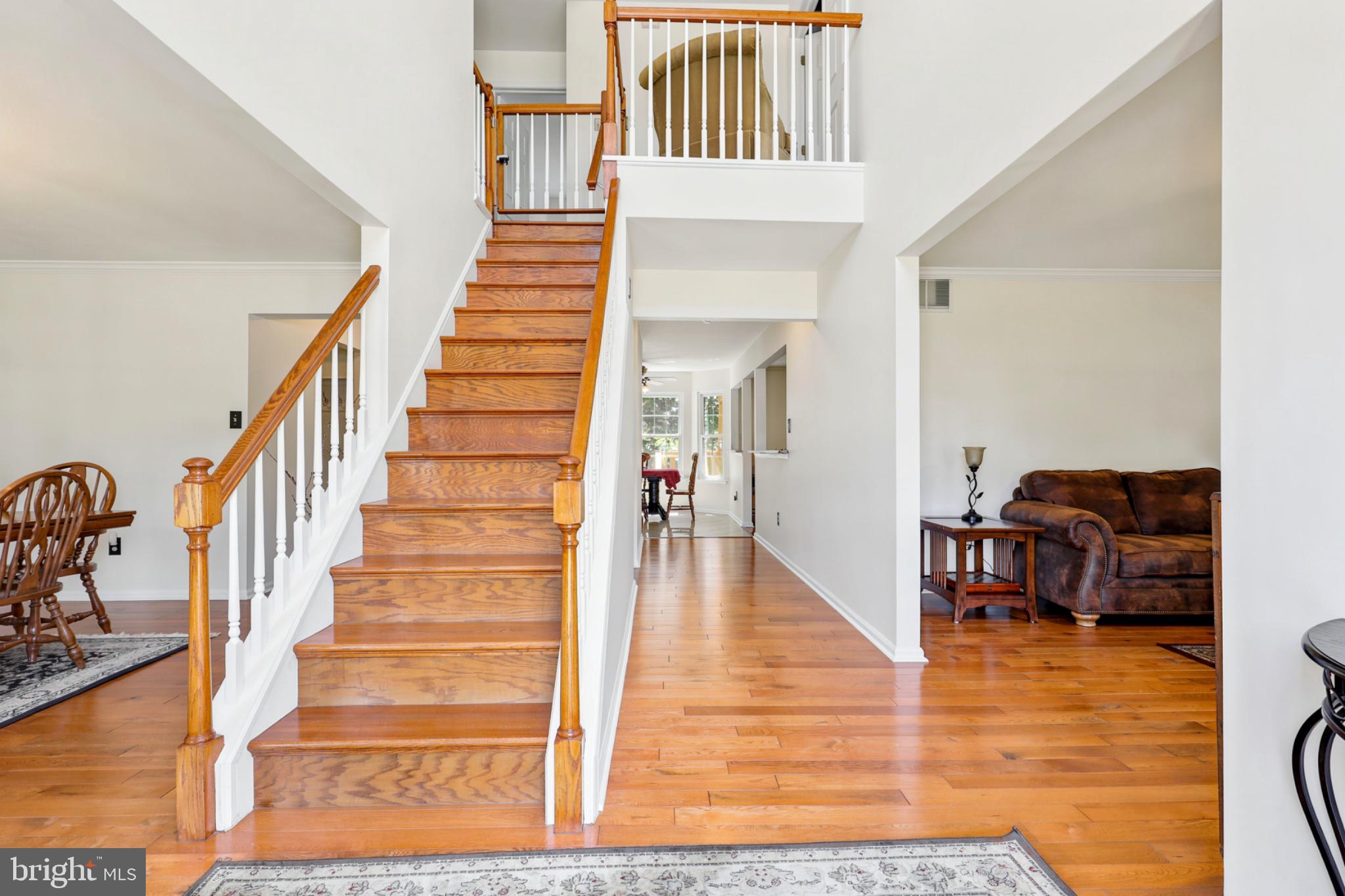 OLDE LANTERN WAY - Residential