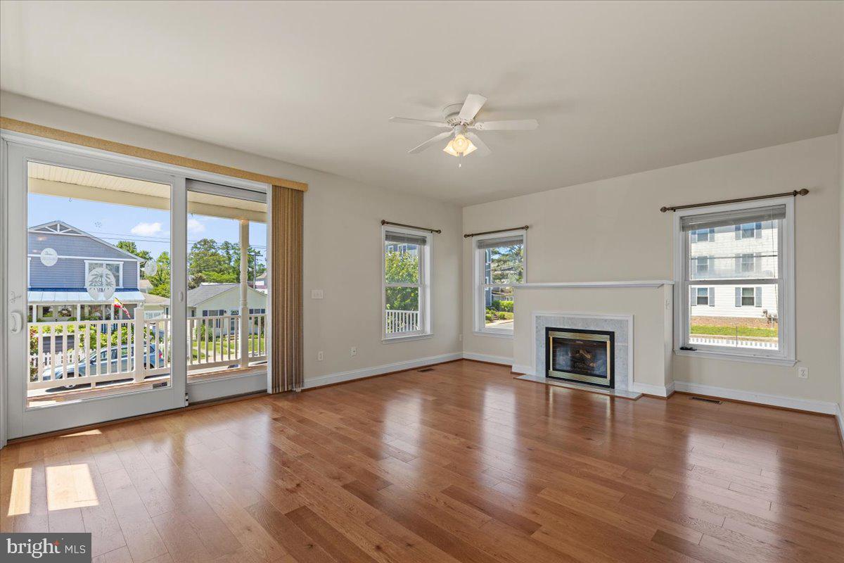 NORTH BEACH PARK - Residential