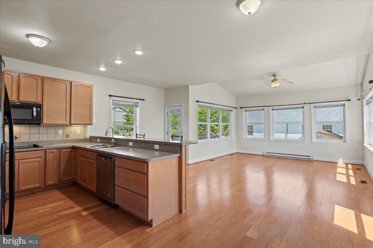 NORTH BEACH PARK - Residential