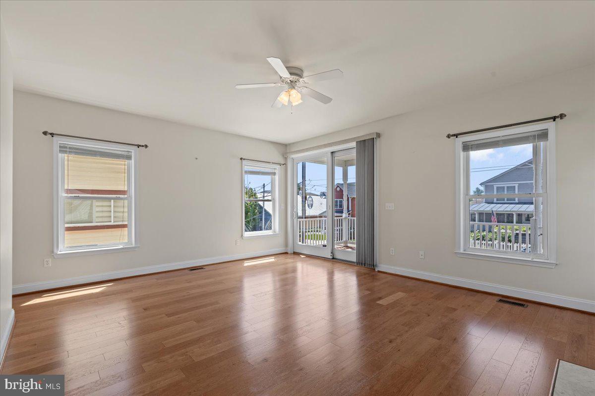 NORTH BEACH PARK - Residential
