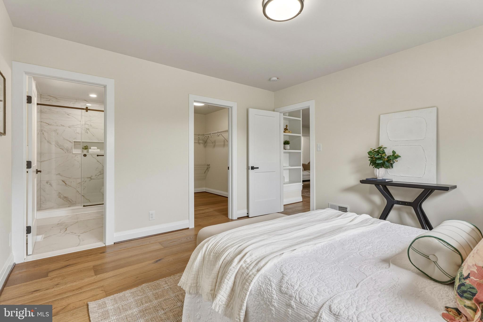 KNOLLWOOD - Residential
