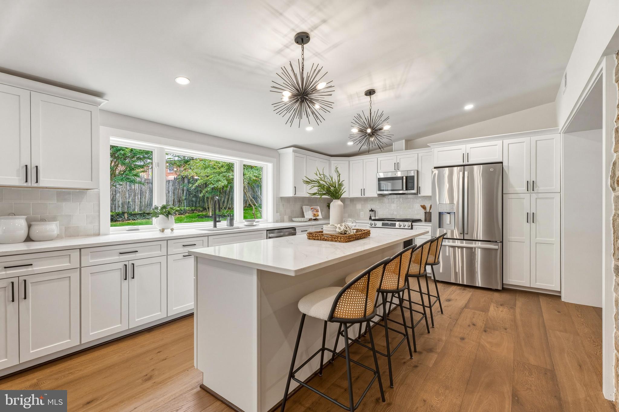 KNOLLWOOD - Residential