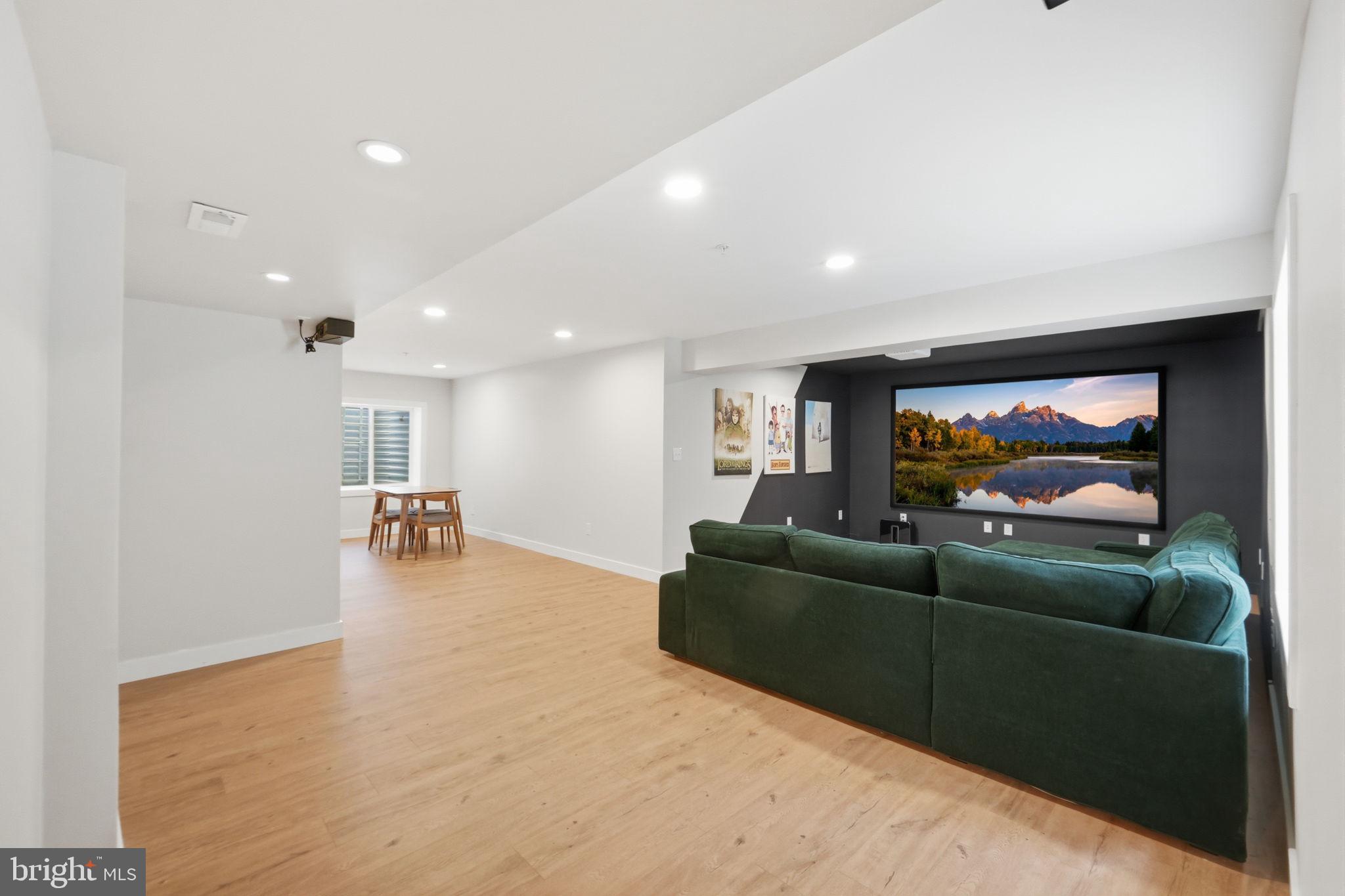 BRUNSWICK CROSSING - Residential