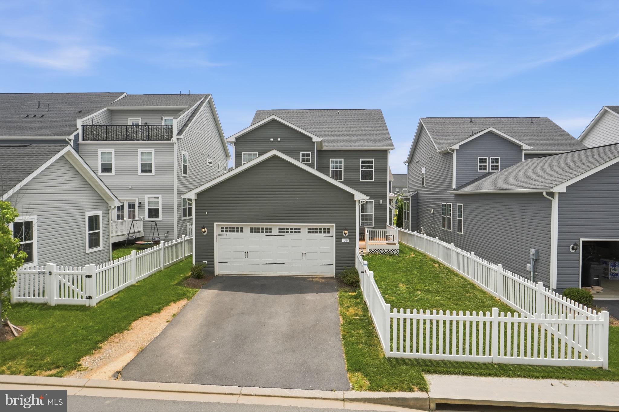 BRUNSWICK CROSSING - Residential
