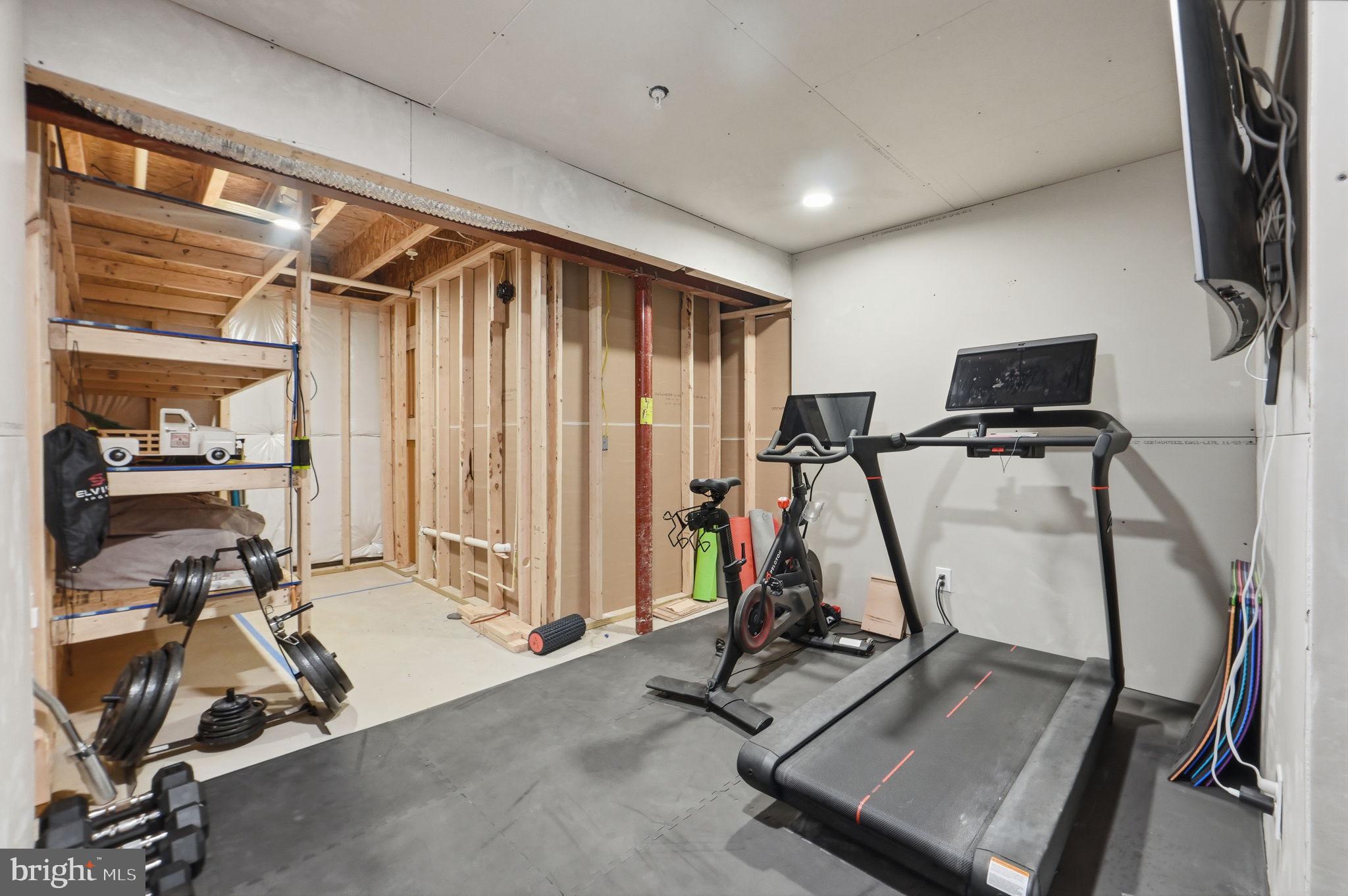 BRUNSWICK CROSSING - Residential