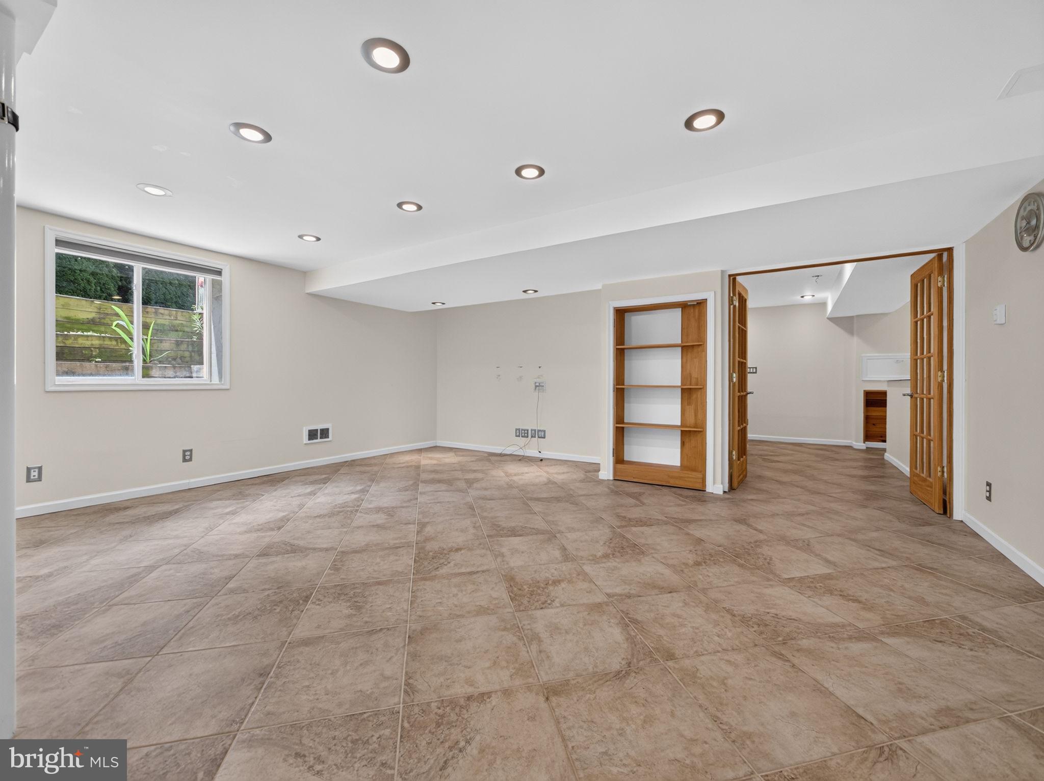 VALLEY VIEW ESTS - Residential