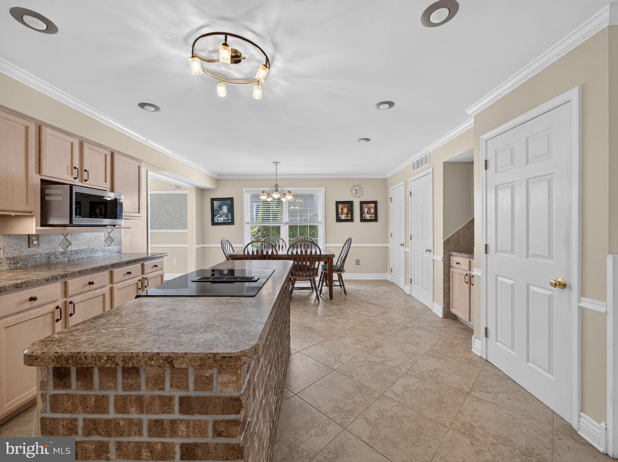 VALLEY VIEW ESTS - Residential