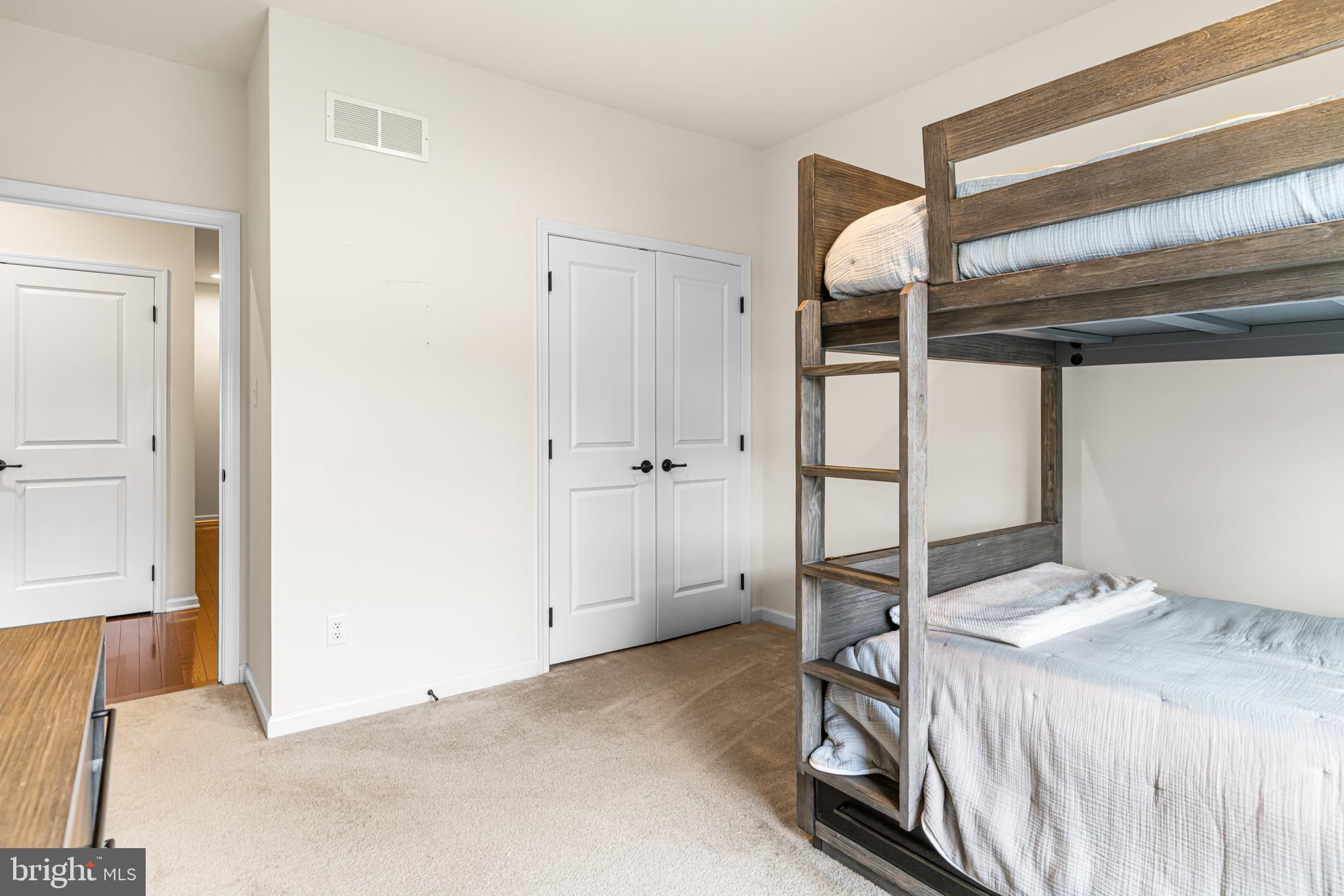 RESERVE WEST GOSHEN - Residential