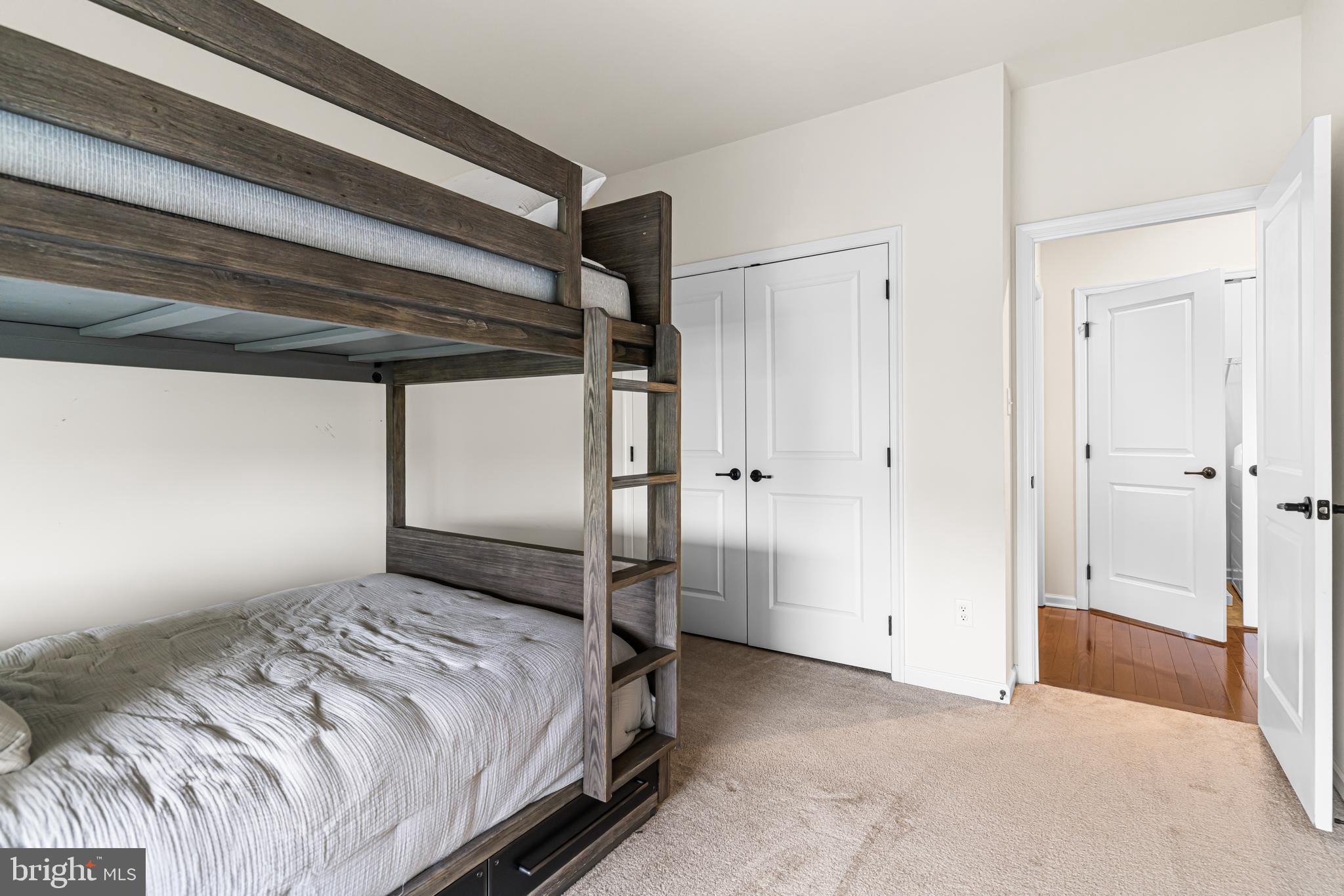 RESERVE WEST GOSHEN - Residential