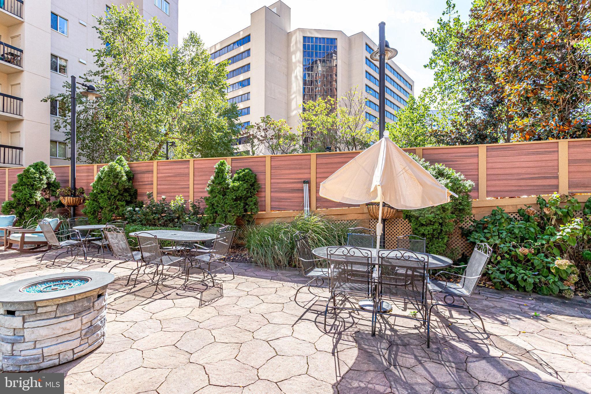 BELLA VISTA CONDOMINIUM - Residential Lease
