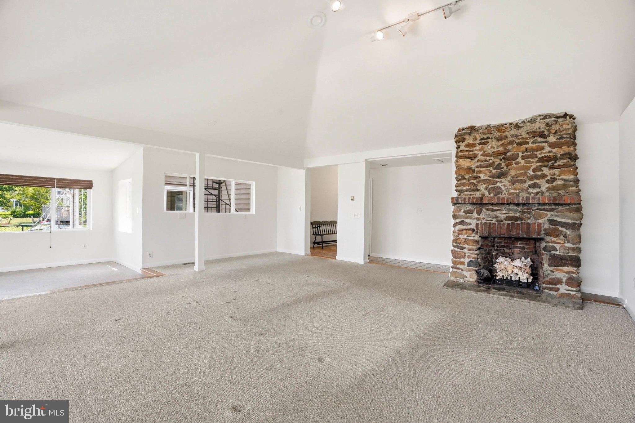CAPE ST CLAIRE - Residential
