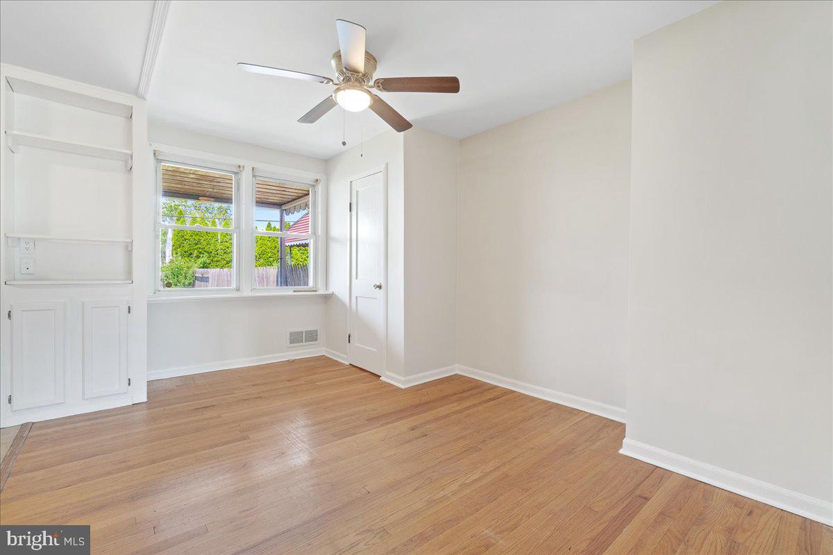 EASTFIELD - Residential