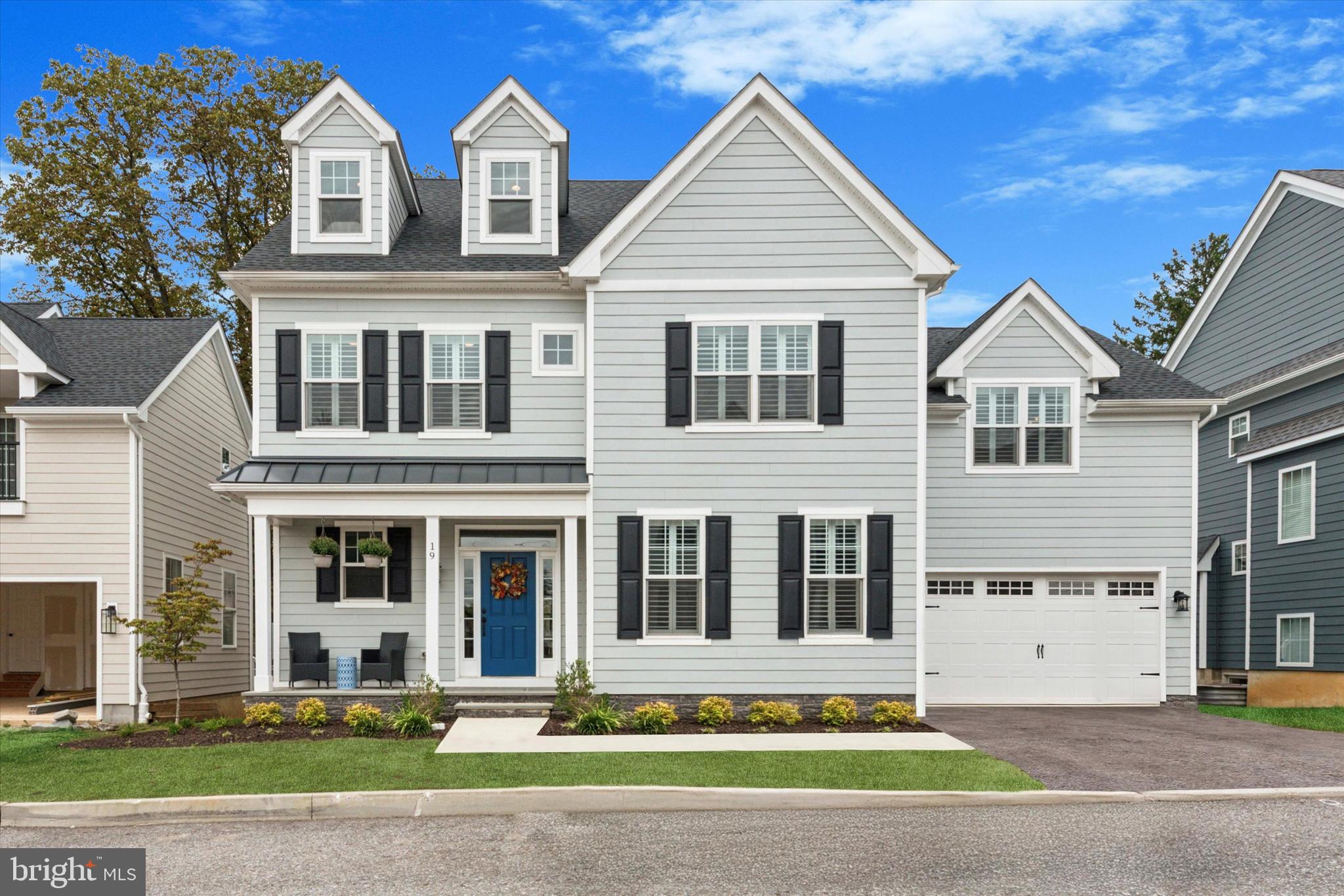 BERWYN VILLAGE - Residential