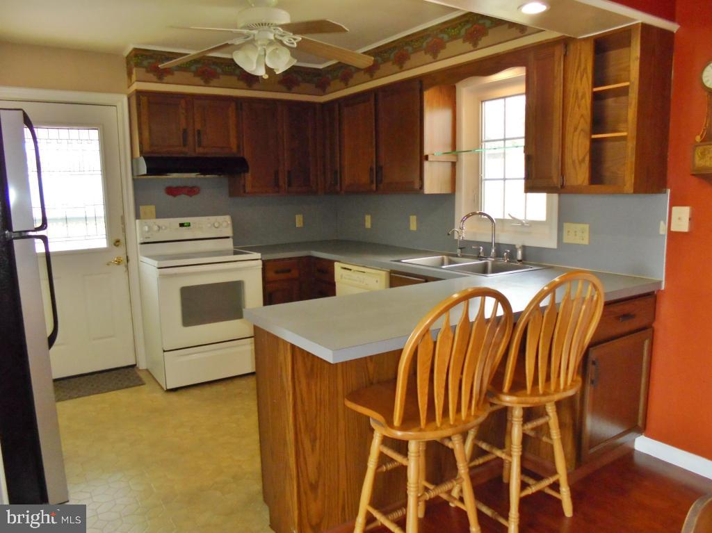 OWL HILL TERRACE - Residential