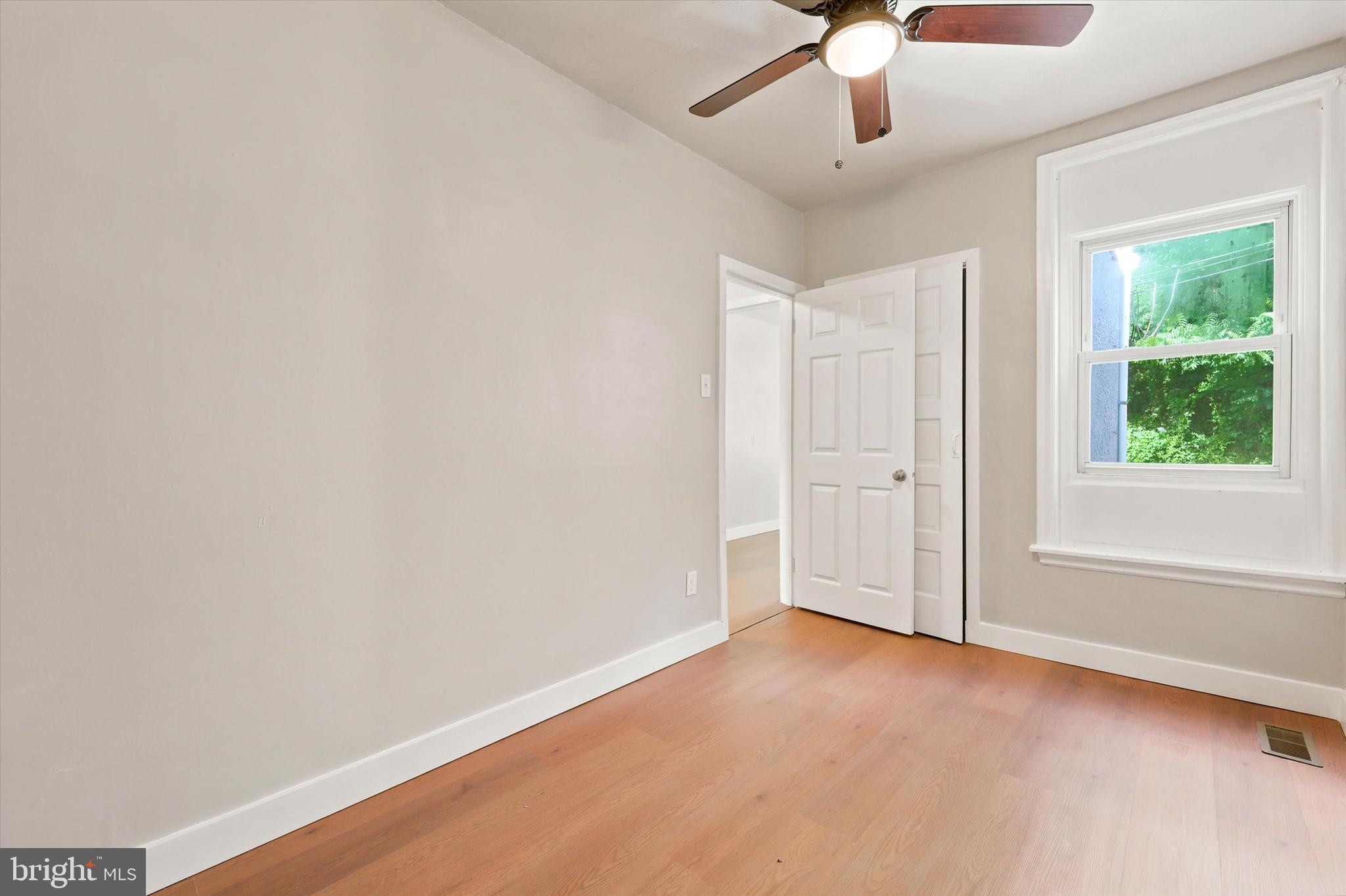 ROXBOROUGH - Residential