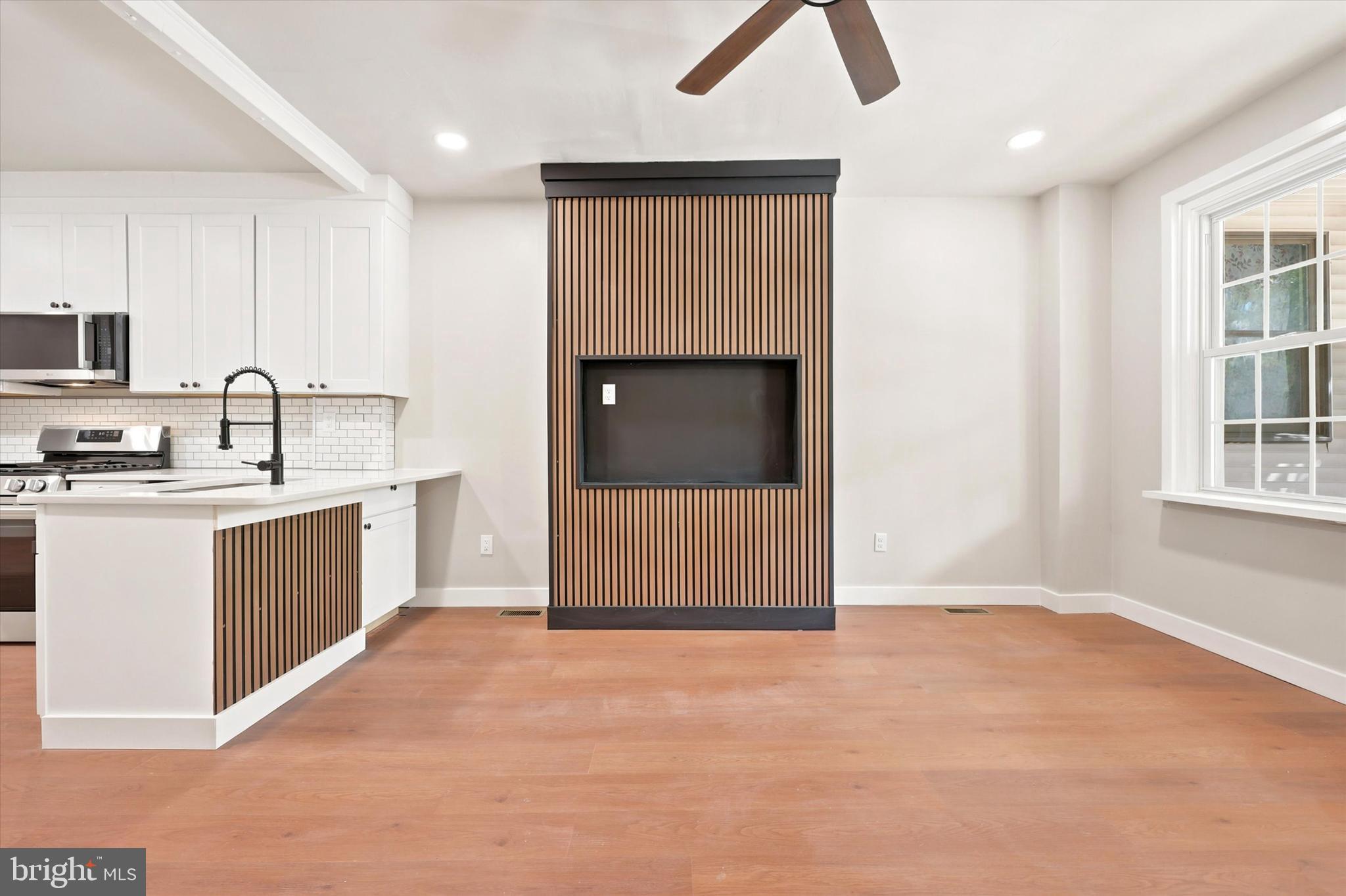 ROXBOROUGH - Residential